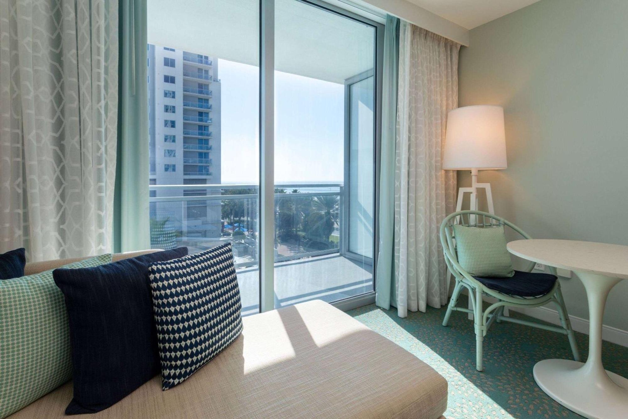 Grand Deluxe Queen Room Partial Gulf View
