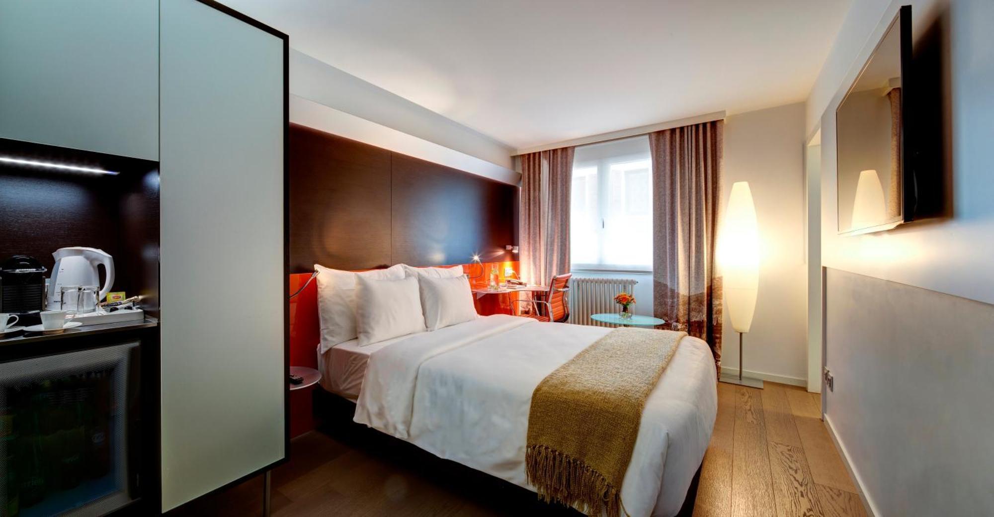 Standard Double Room,1210254871:JPEG