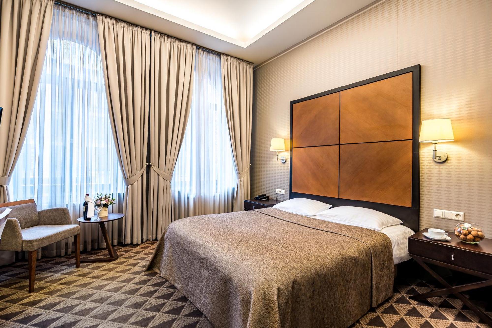Double Room,1640375812:JPEG