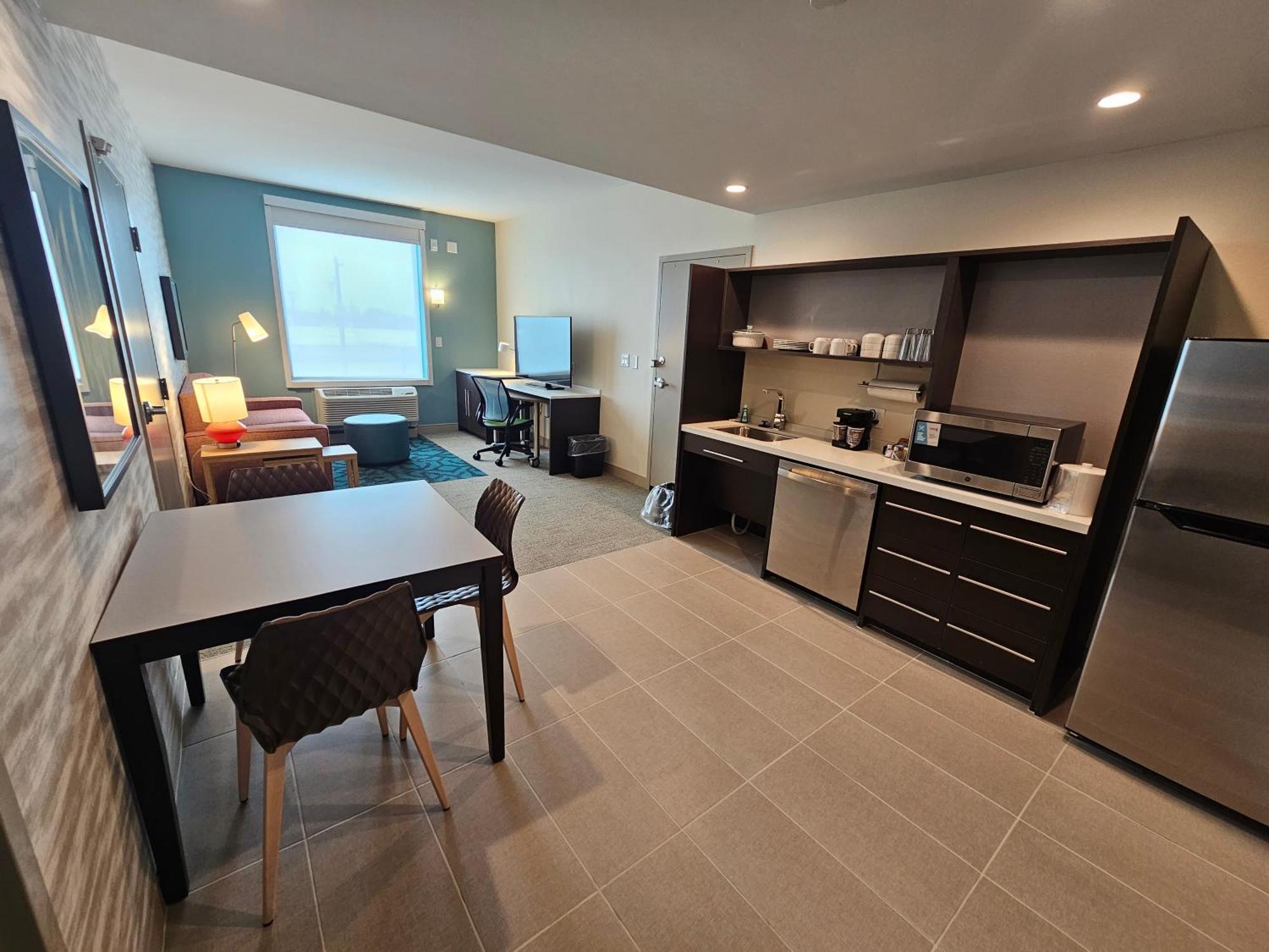 King Suite with Roll-In Shower - Mobility Accessible