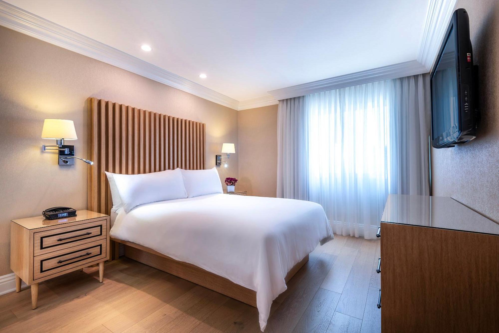 Queen Executive Suite