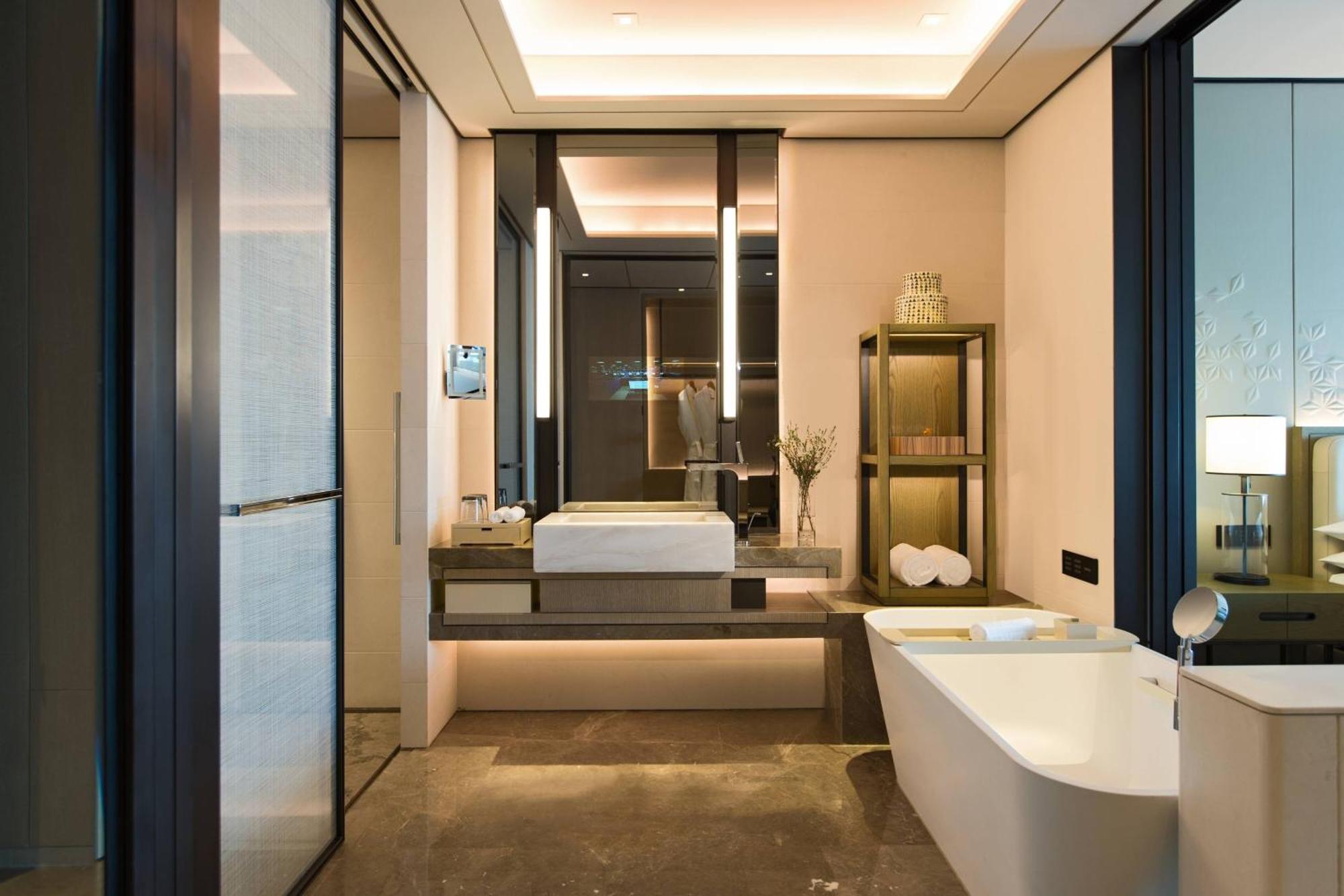 Deluxe Harbor View Room, 2 Double