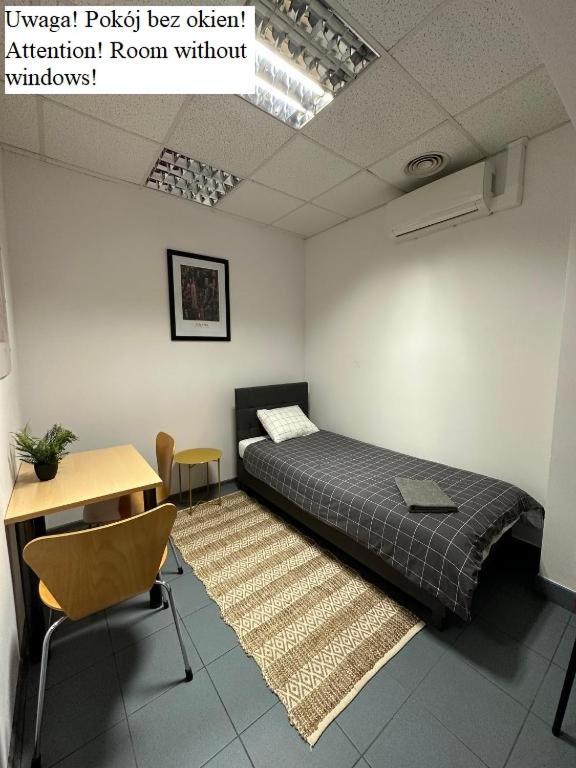 Budget Single Room without window,1549653589:JPEG
