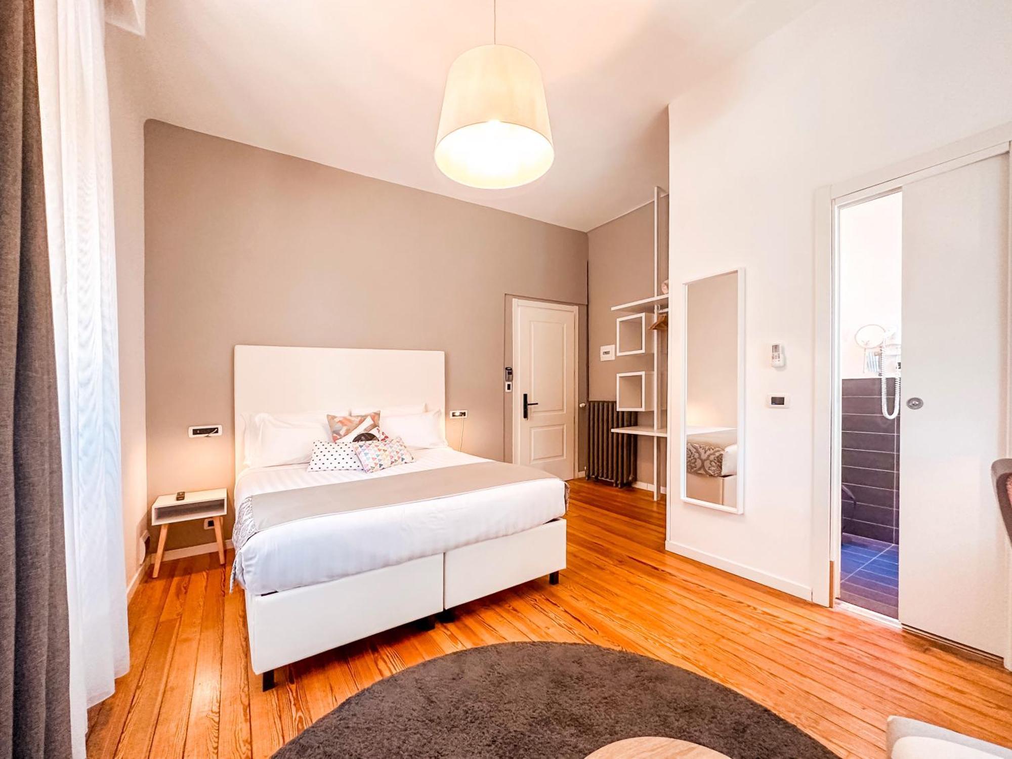 Superior Double or Twin Room with Terrace