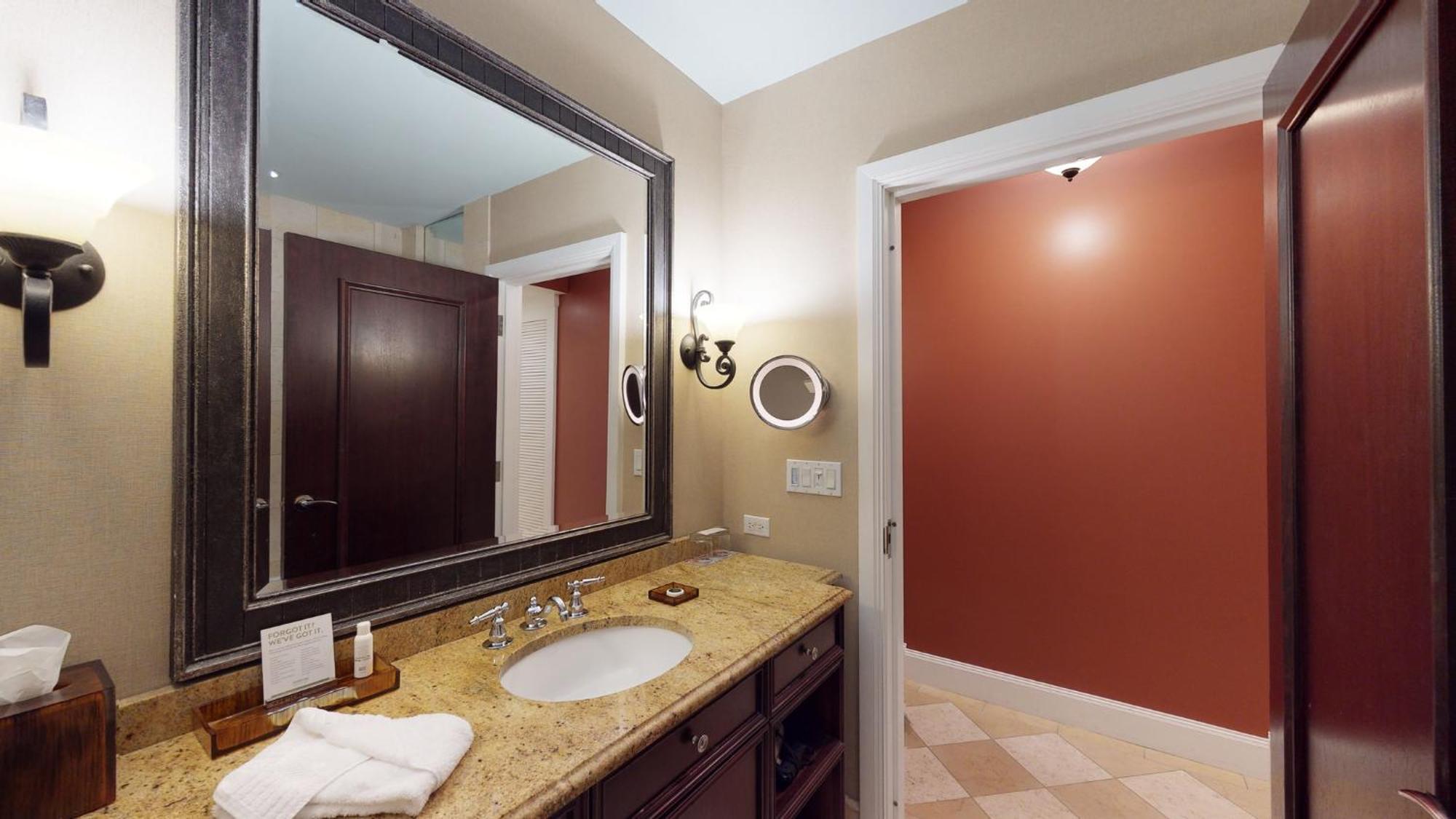 Premium King Room Water View,1549848811:JPEG