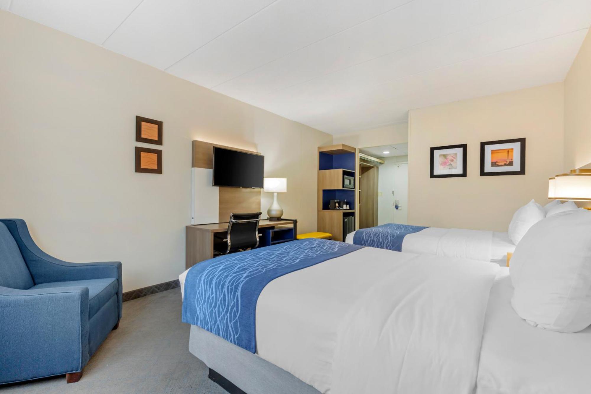 Double Room with Two Double Beds - Accessible/Non-Smoking