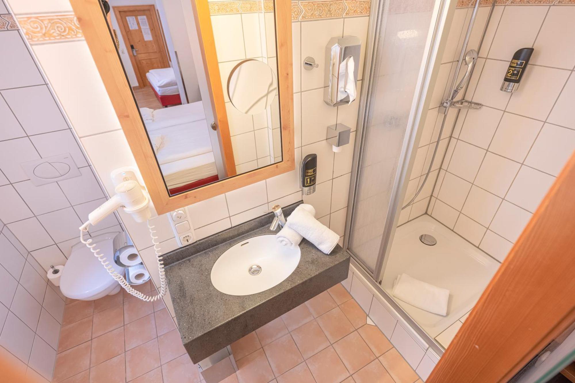 Standard Single Room,1549920700:JPEG