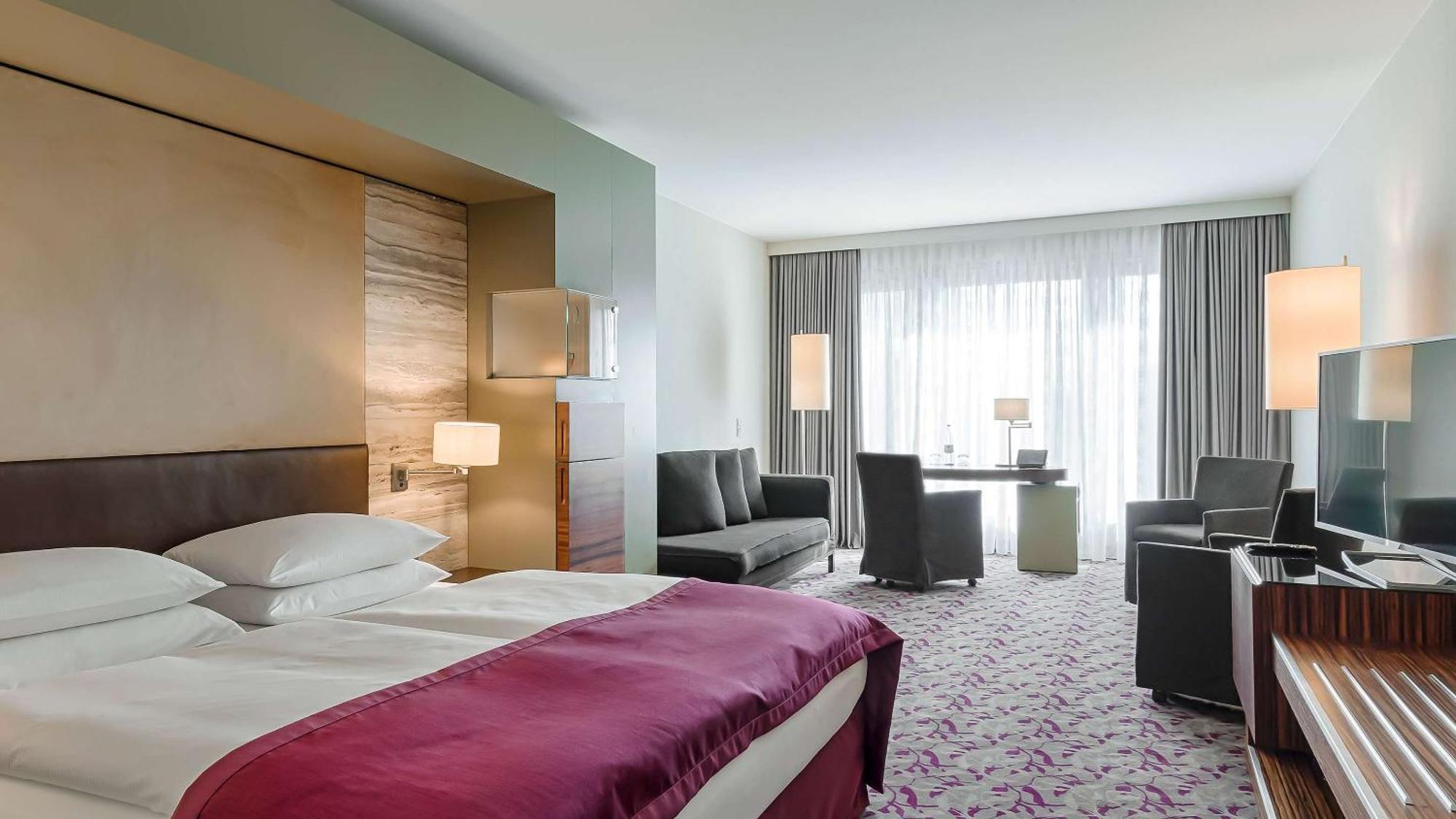 Superior Double or Twin Room,1012379479:JPEG