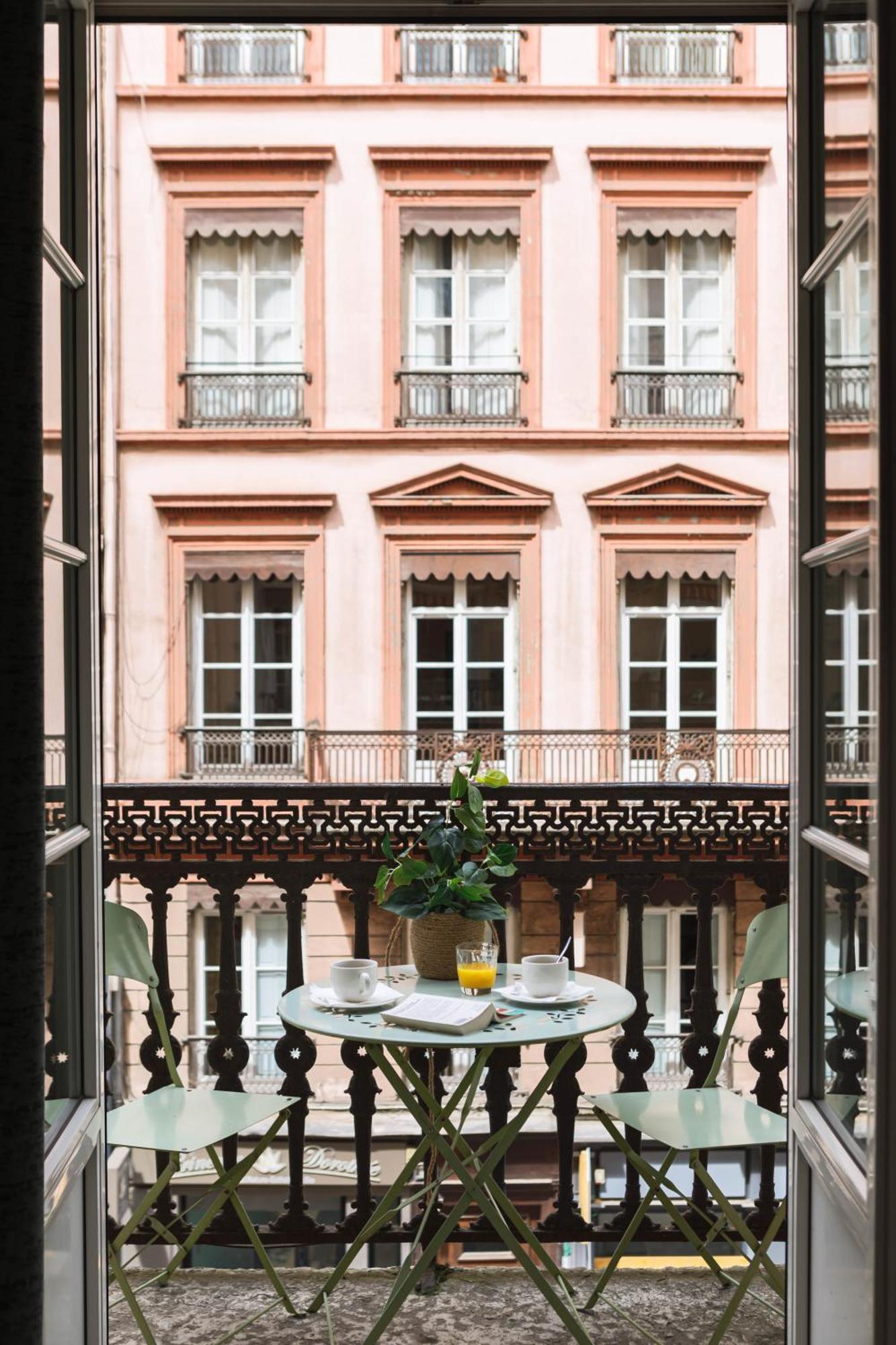 Double or Twin Room Balcony