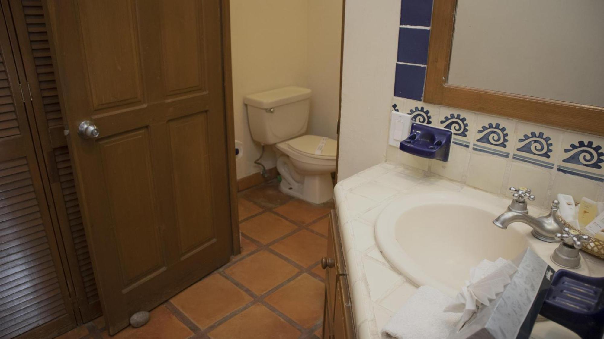 Two-Bedroom Apartment,1550378893:JPEG