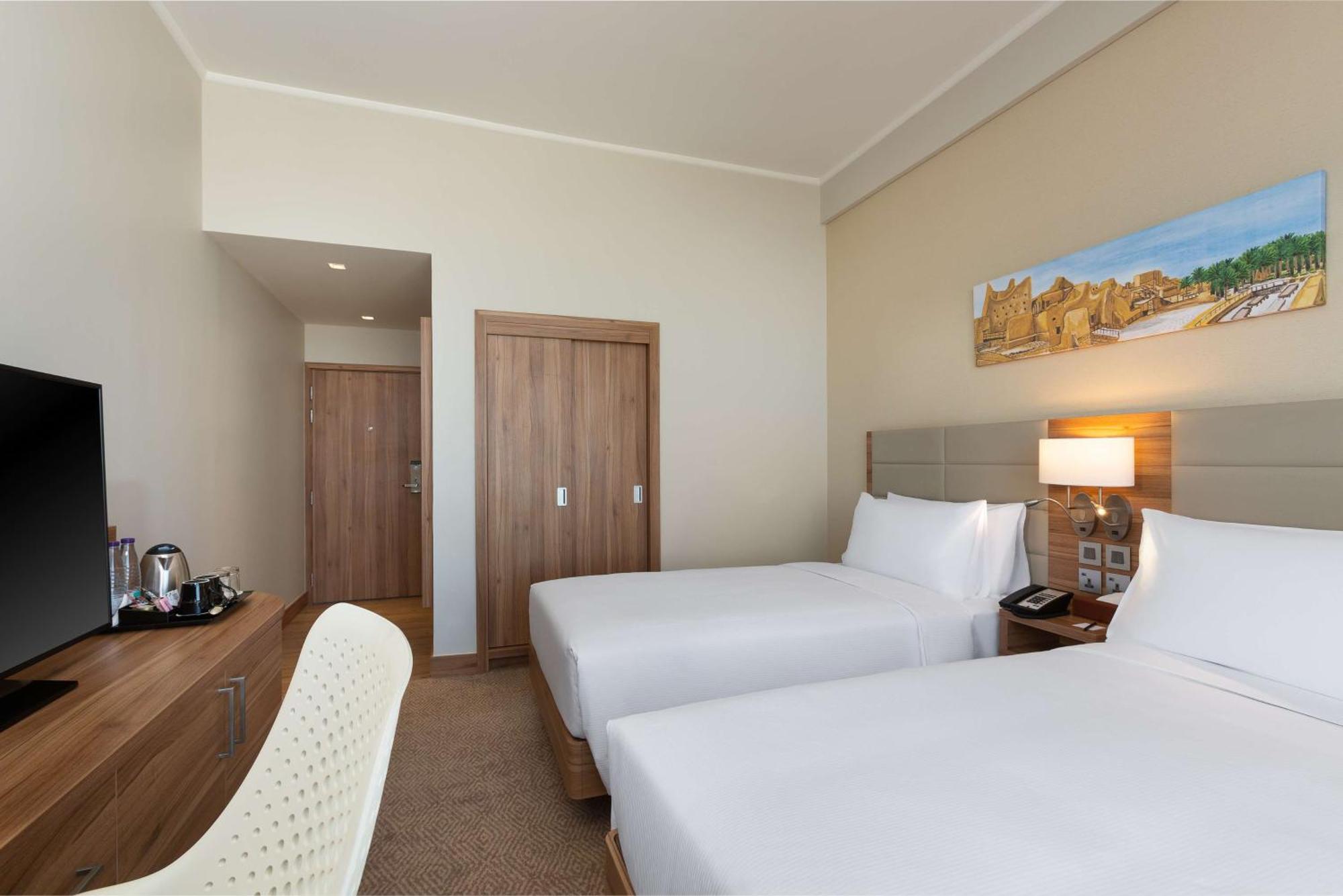Twin Room,1550380270:JPEG