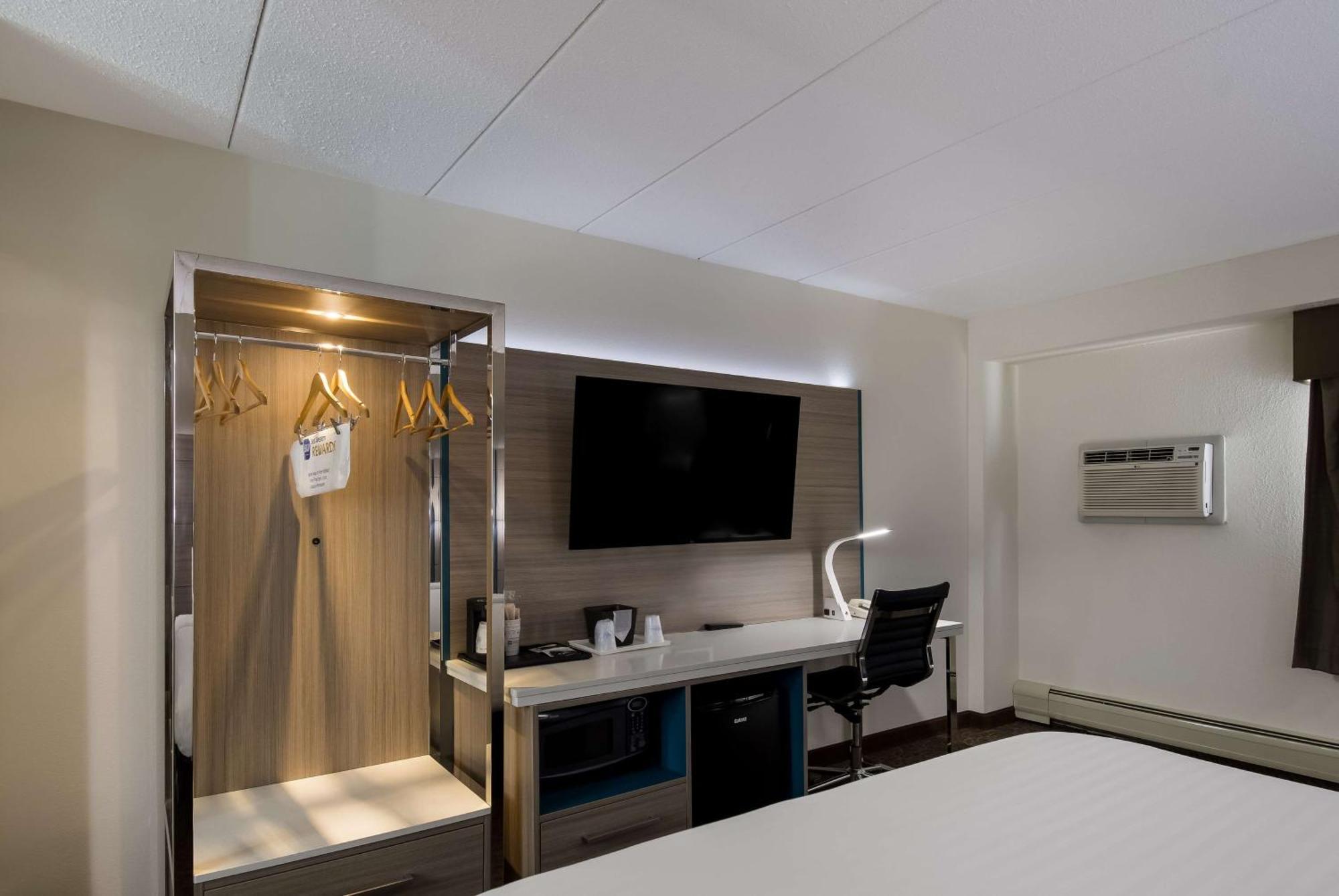 King Room - Non-Smoking