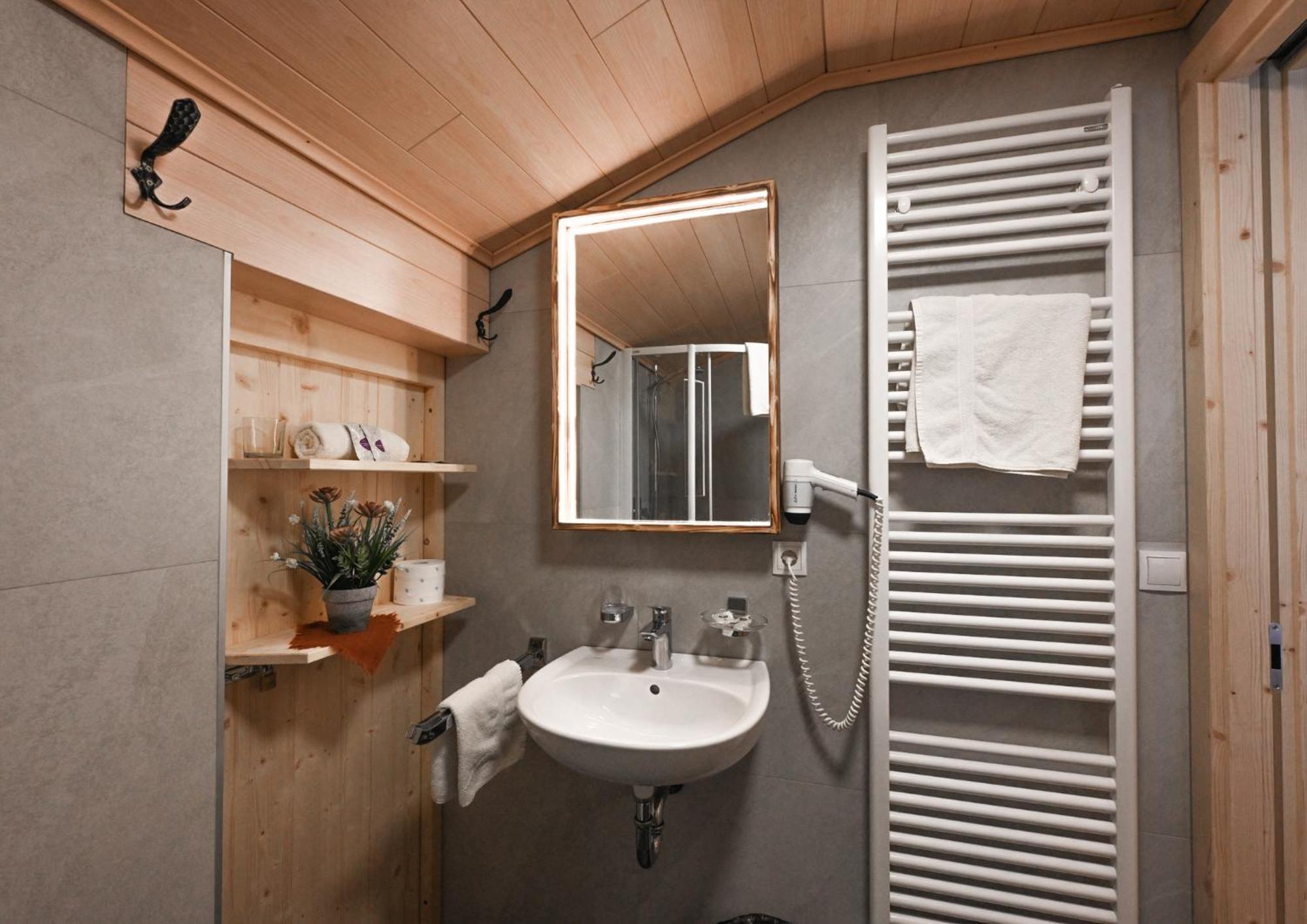 Deluxe Tweepersoonskamer met Extra Bed