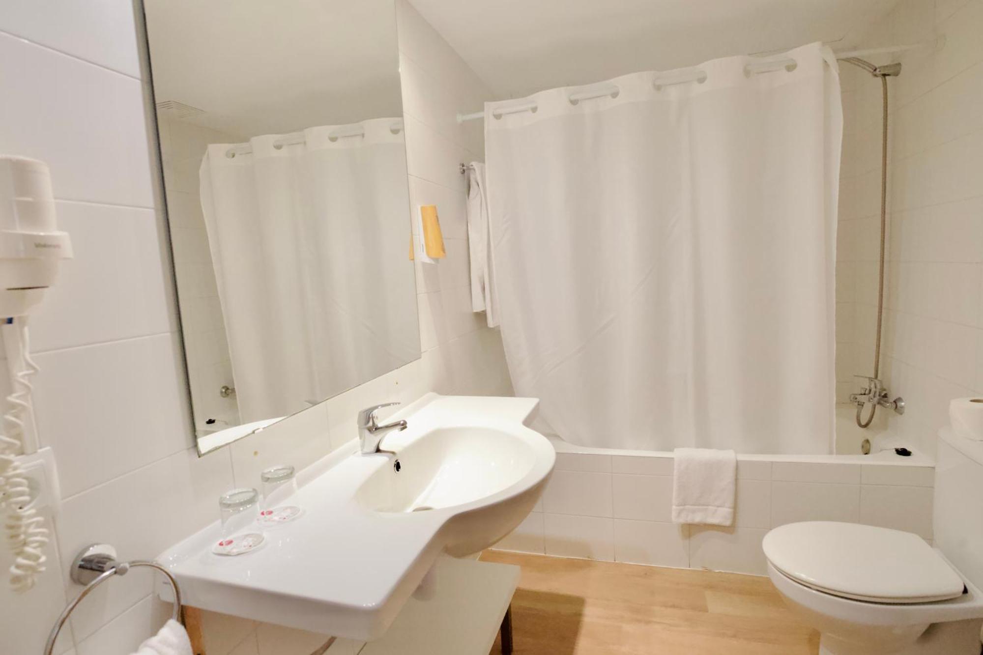 Single Room with Balcony
