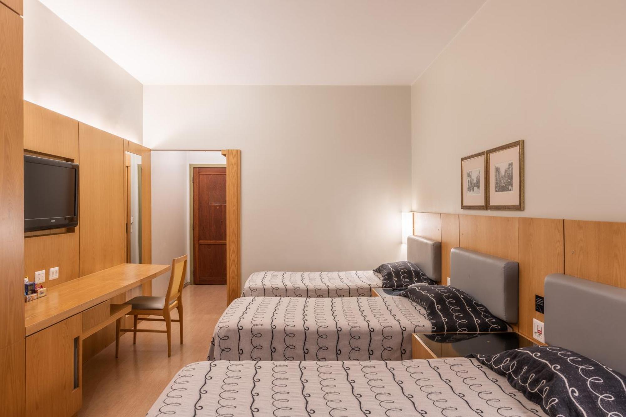 Luxury Triple Room,1550550604:JPEG