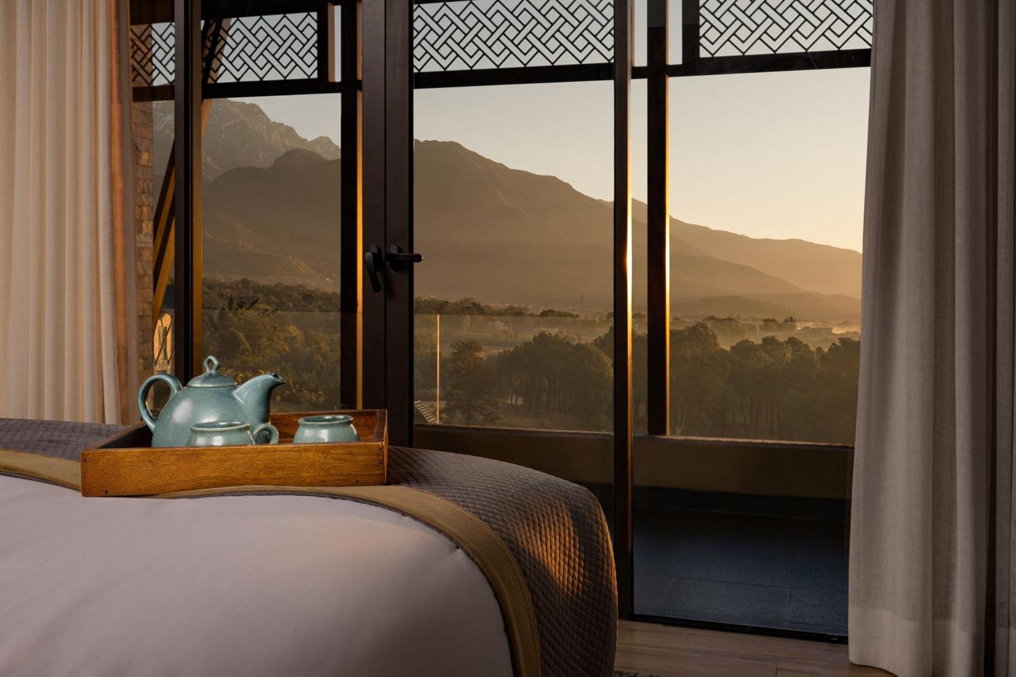 Deluxe Villa Mountain View