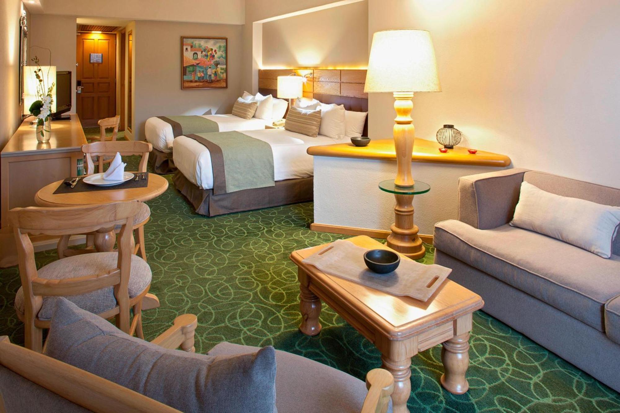 Executive, M Club lounge access, Guest room, High floor, 2 Double