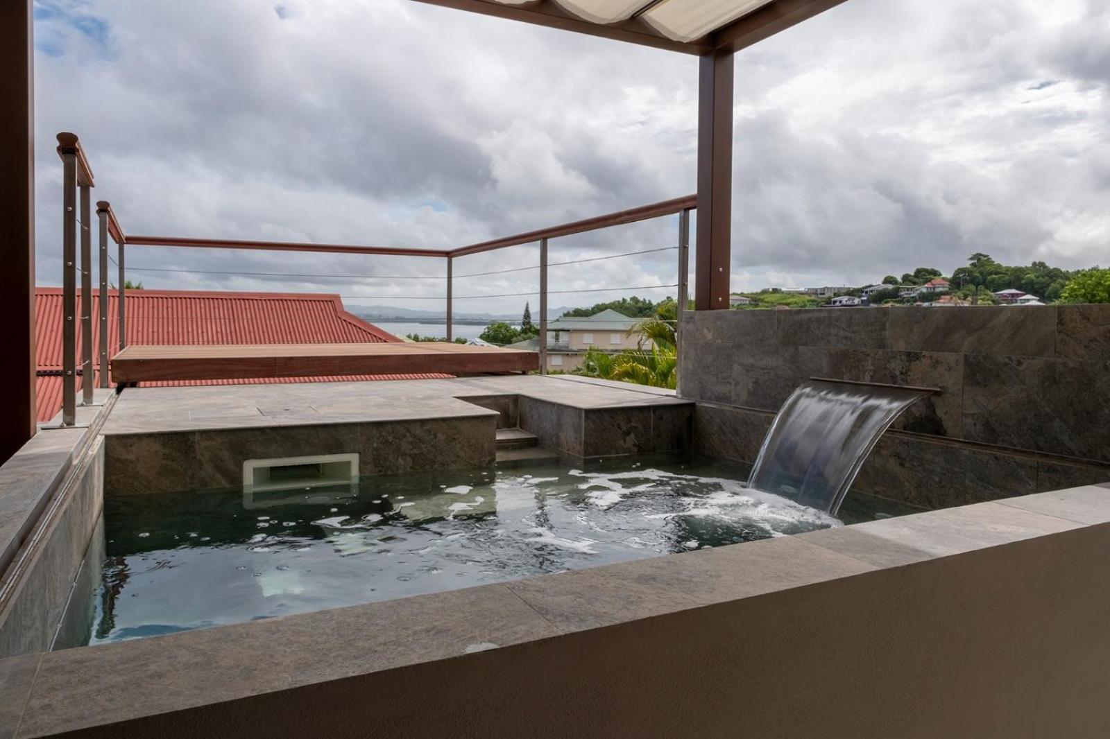 Villa Grand Luxe 2 Chambres avec Bac à Punch Privatif