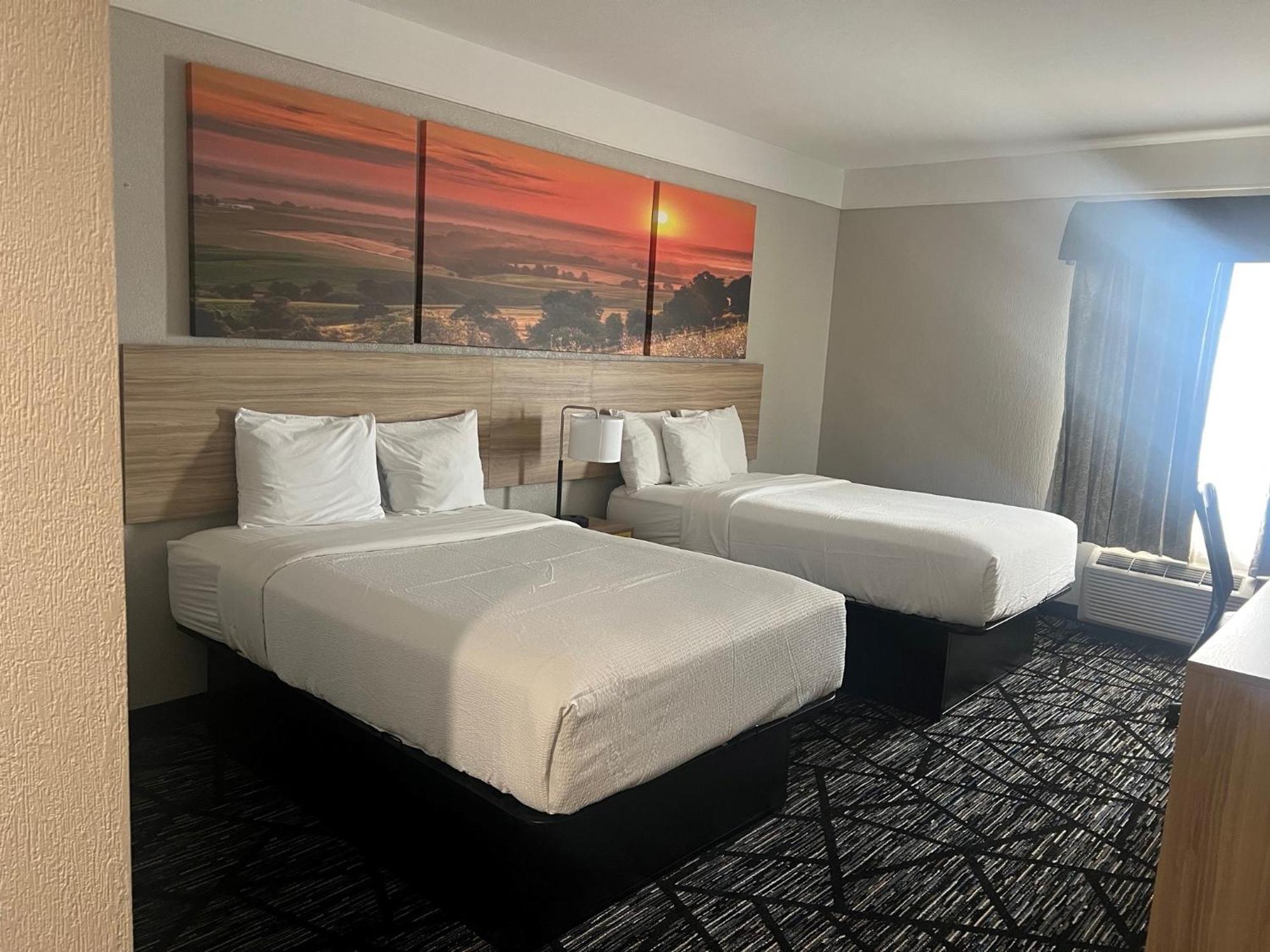 Double Room with Two Double Beds - Non-Smoking
