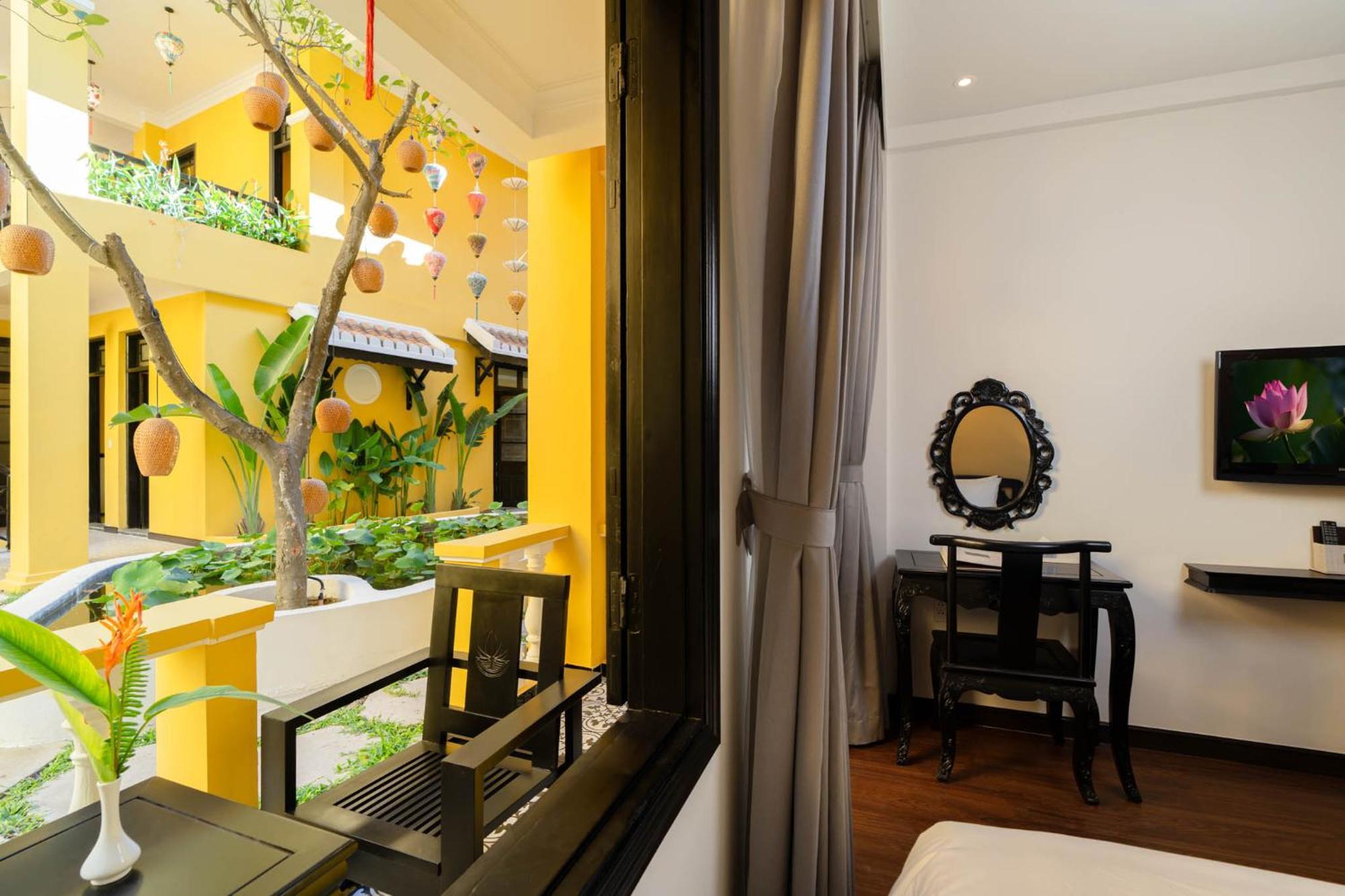 Twin Room with Garden View