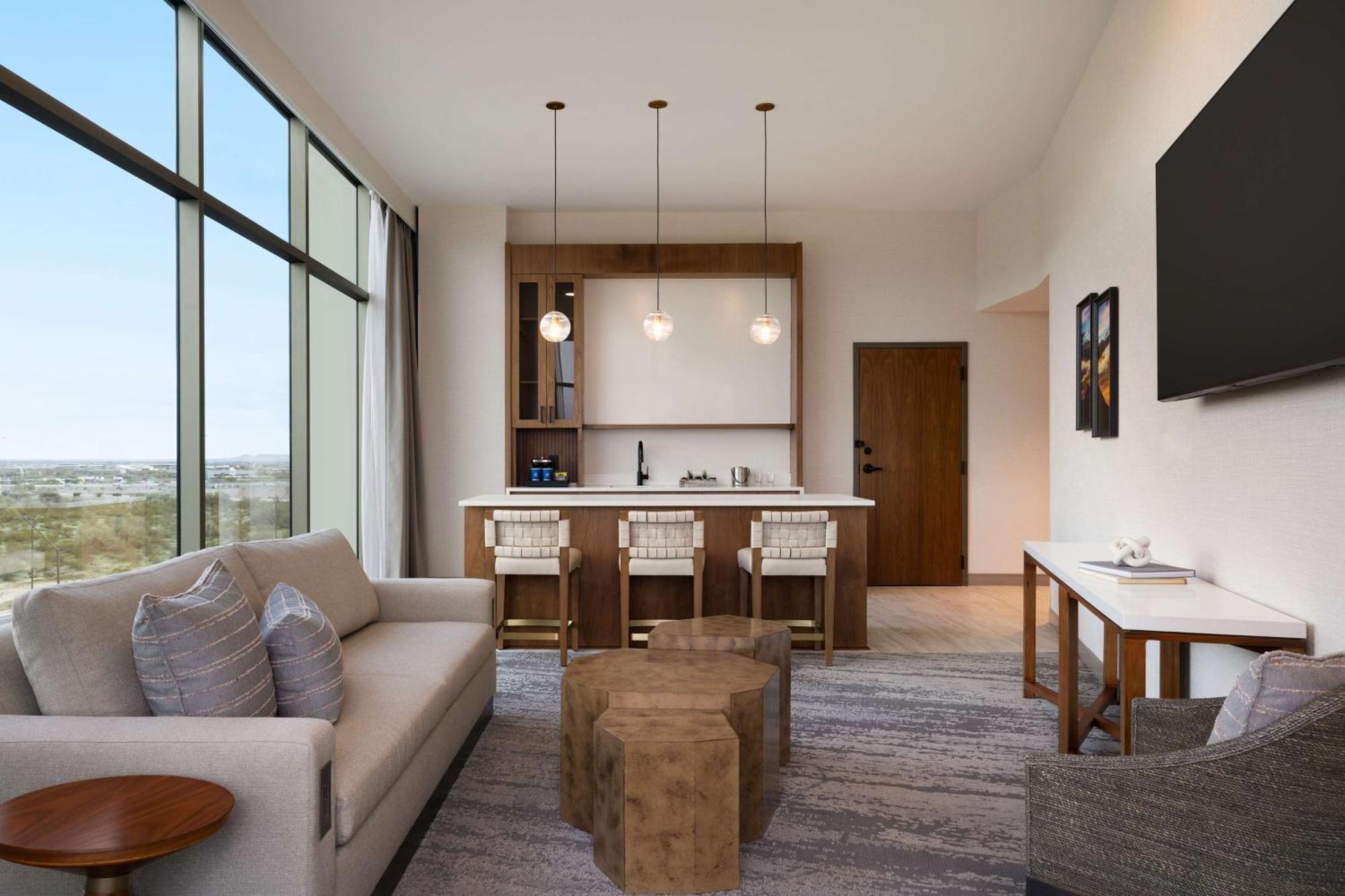 King Suite Mountain View