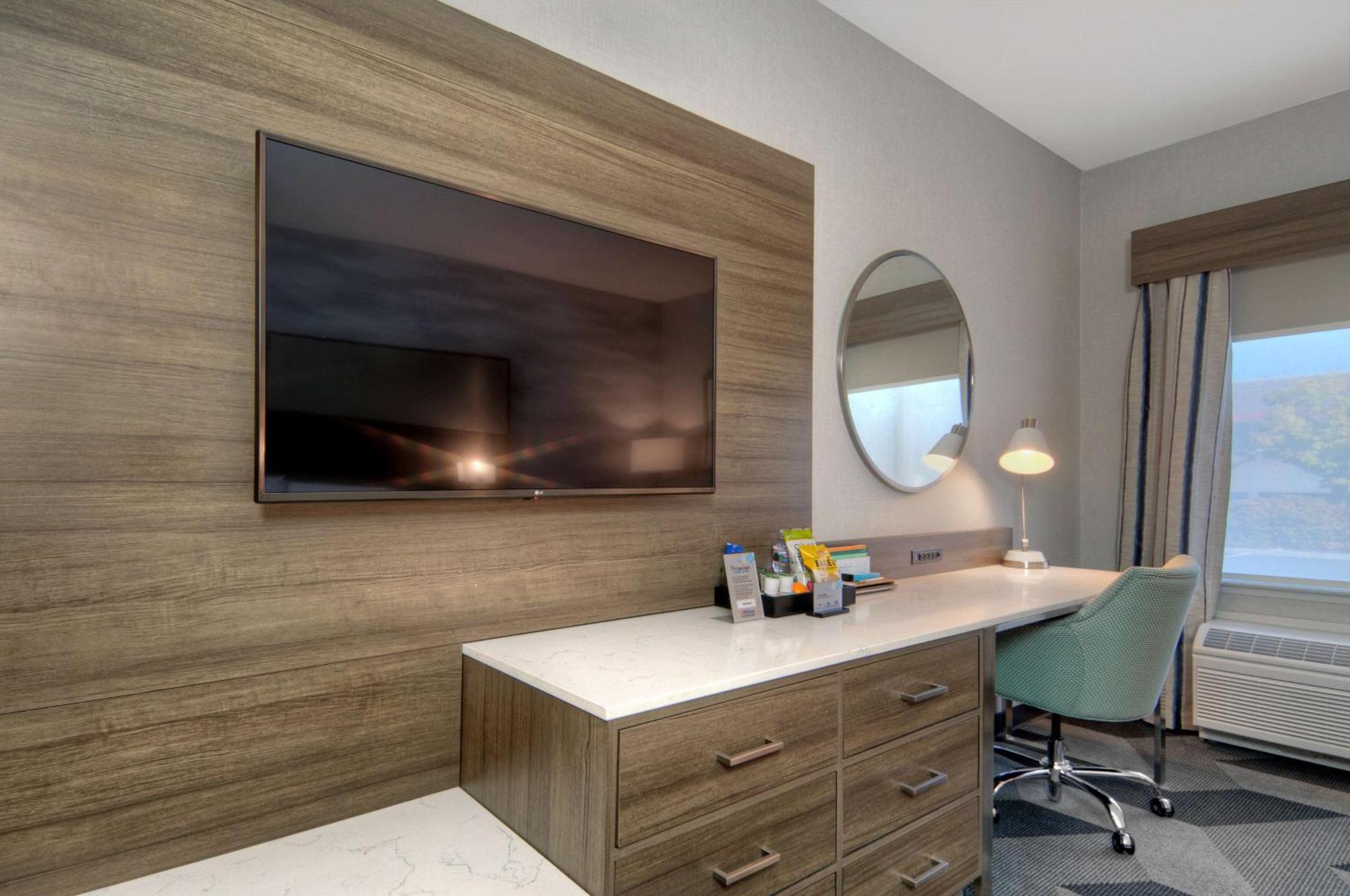 Premium King Room