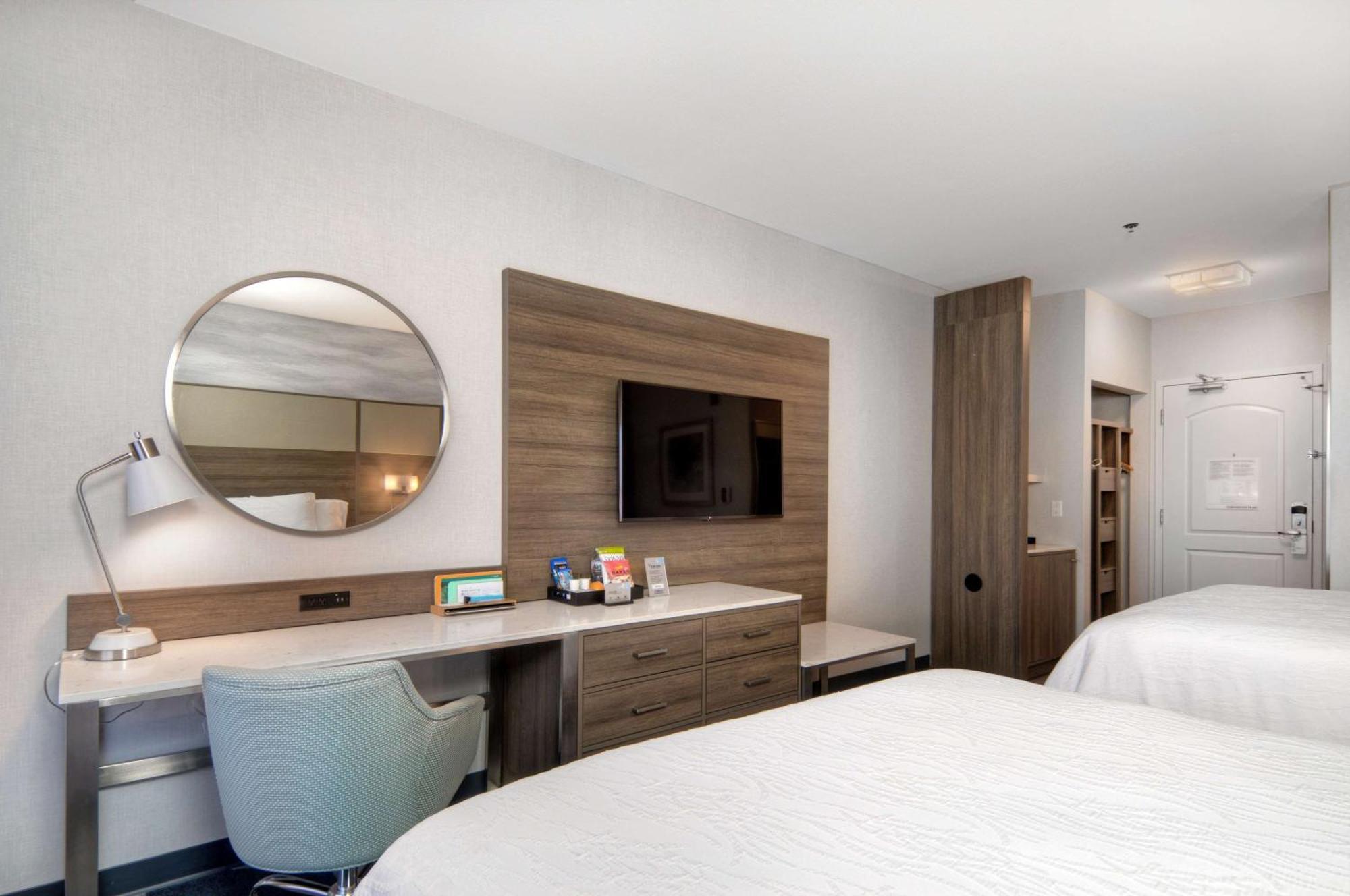 Premium Queen Room Two Queen Beds