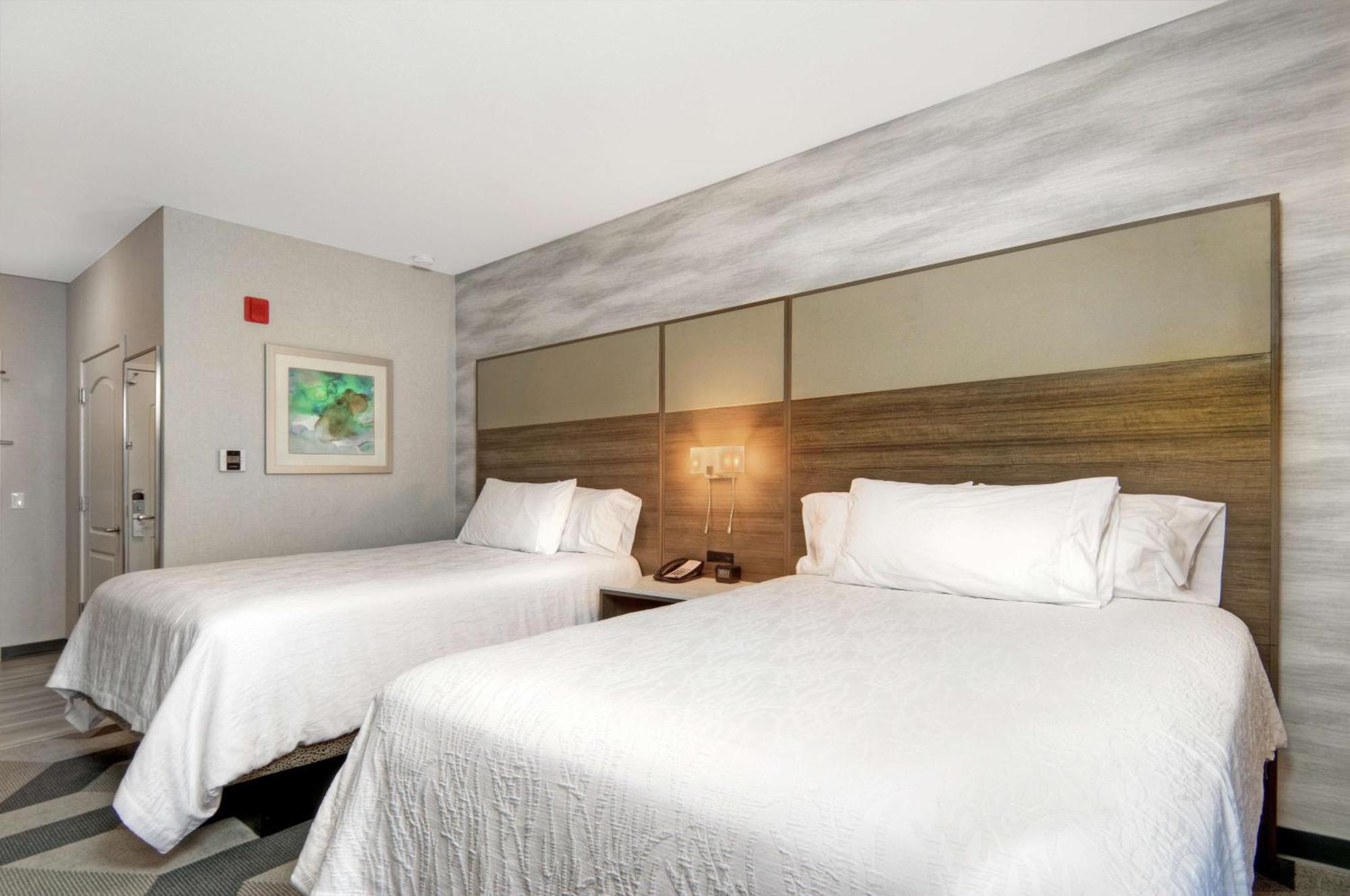 Premium Queen Room Two Queen Beds