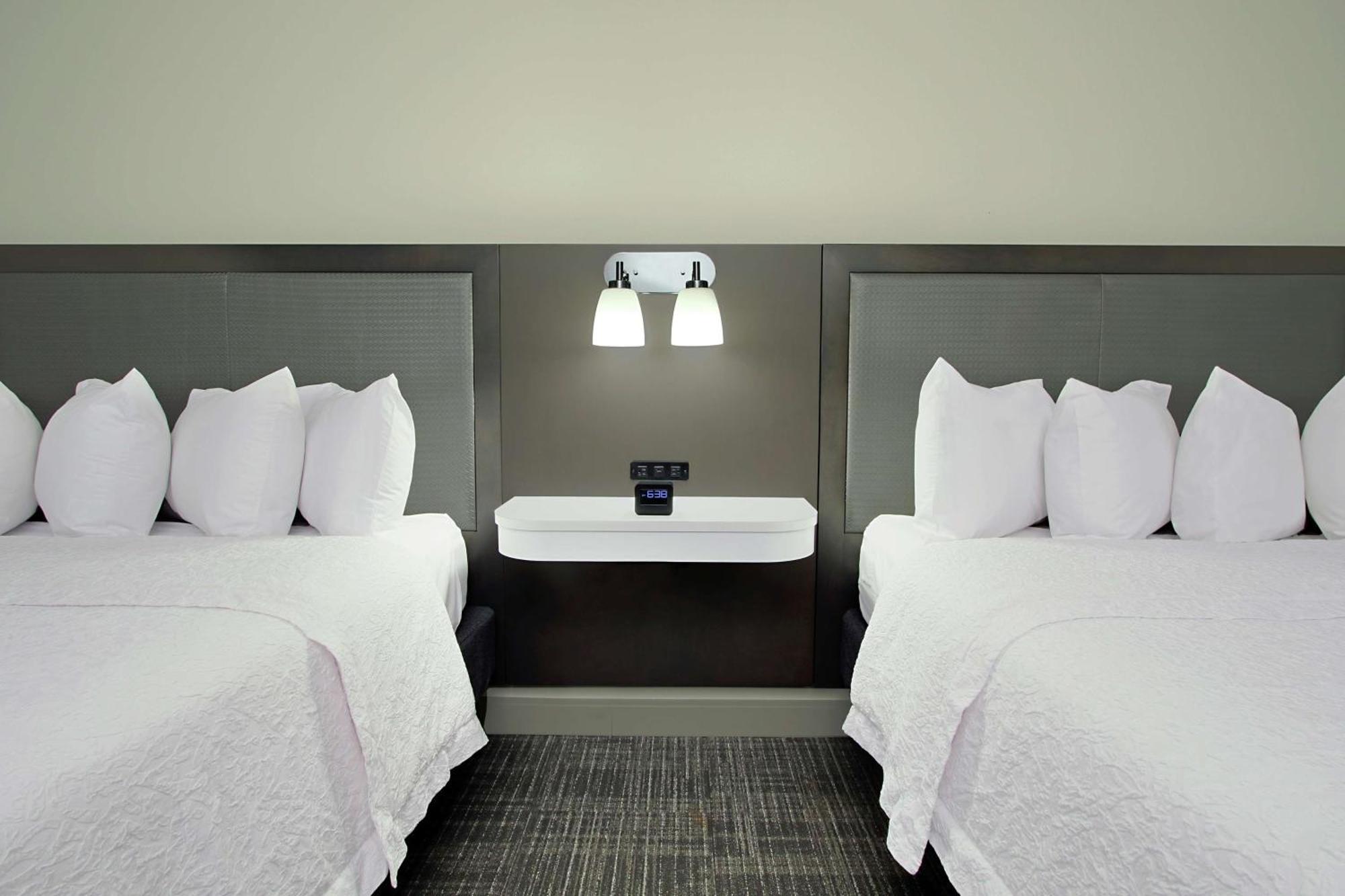 Room with Two Queen Beds - Non-Smoking