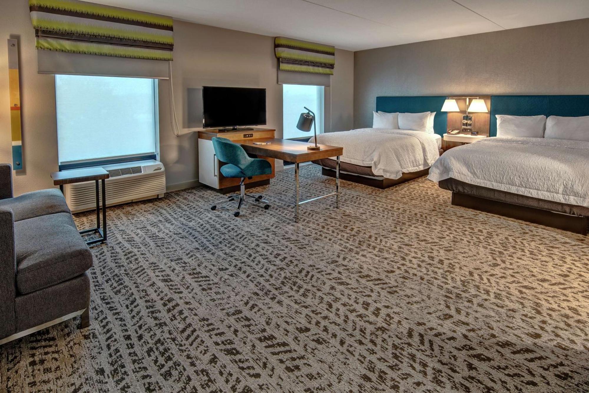 Queen Suite with Two Queen Beds - Non-Smoking