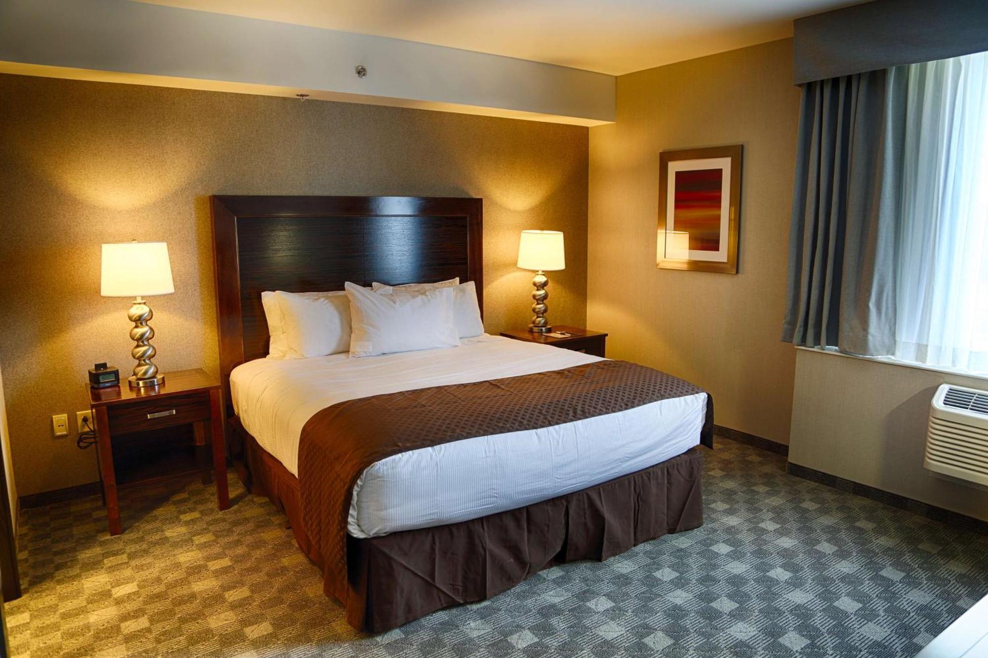 2 Room King Suite with City View