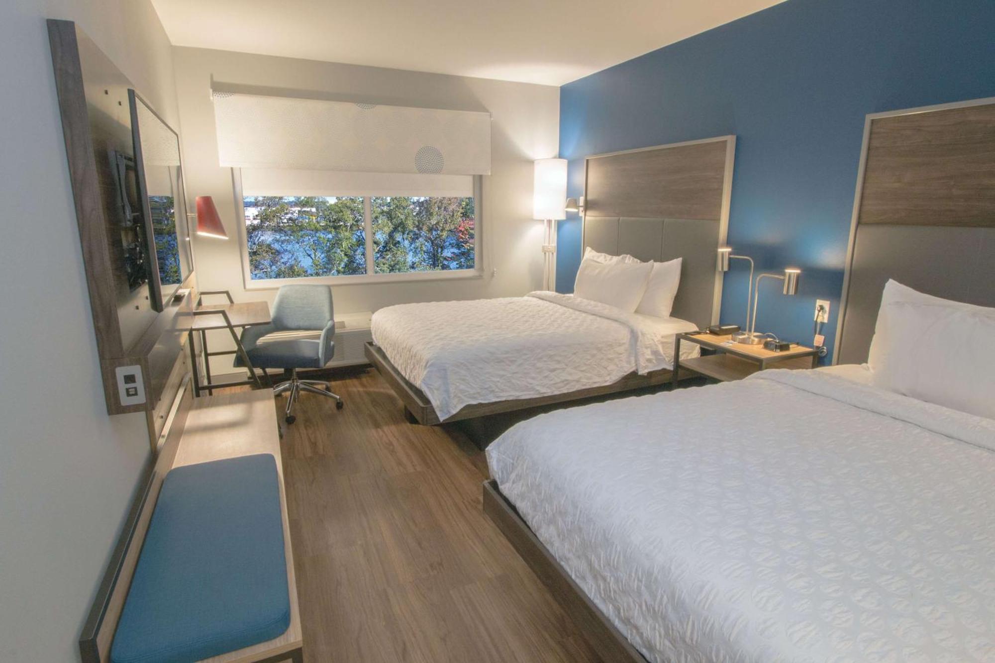 Habitación con 2 camas grandes