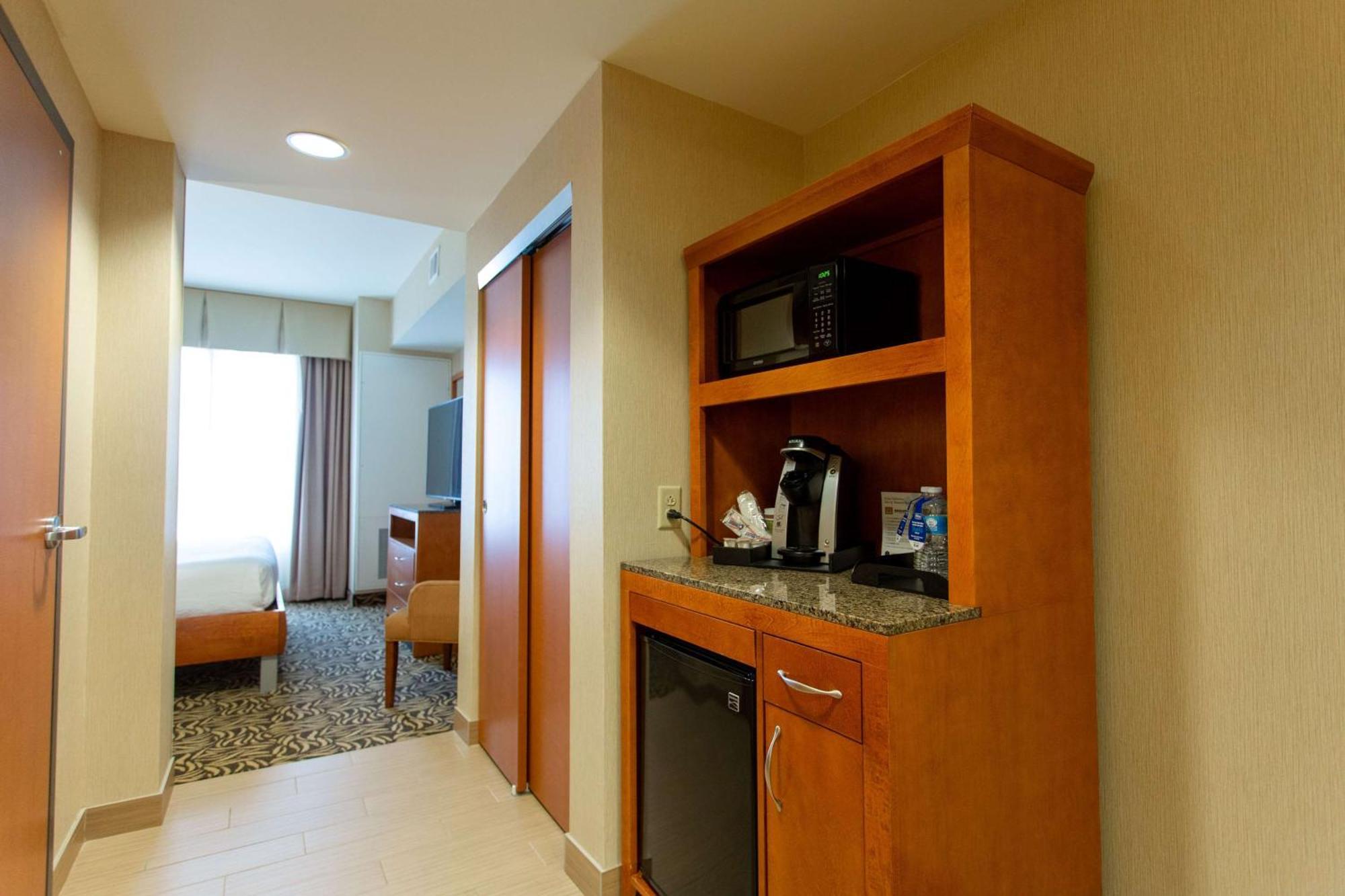 King Suite with Sofa Bed