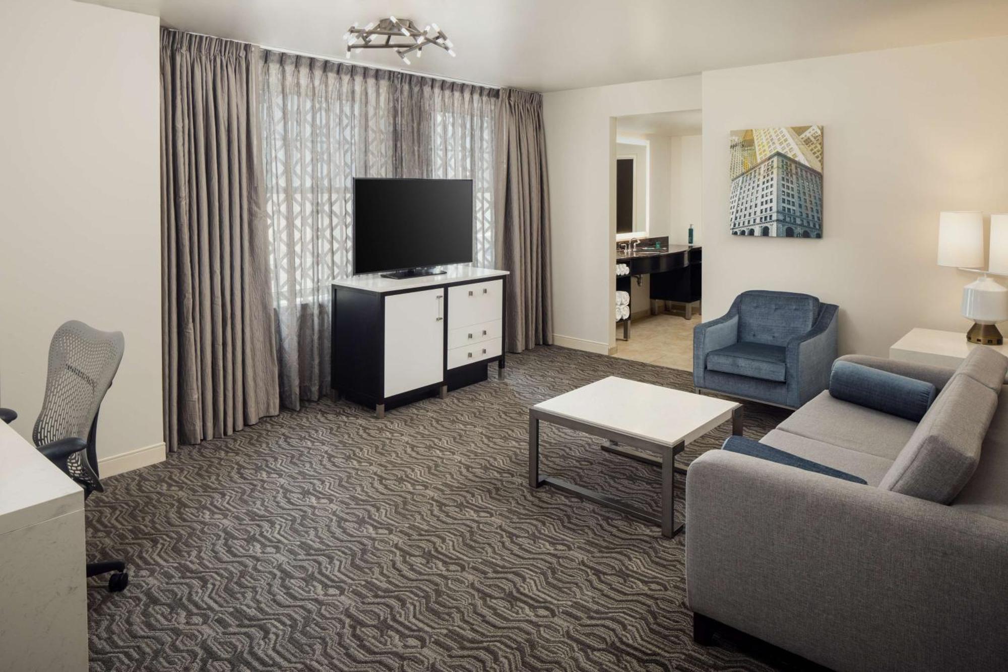 Hoeksuite met 2 Queensize Bedden