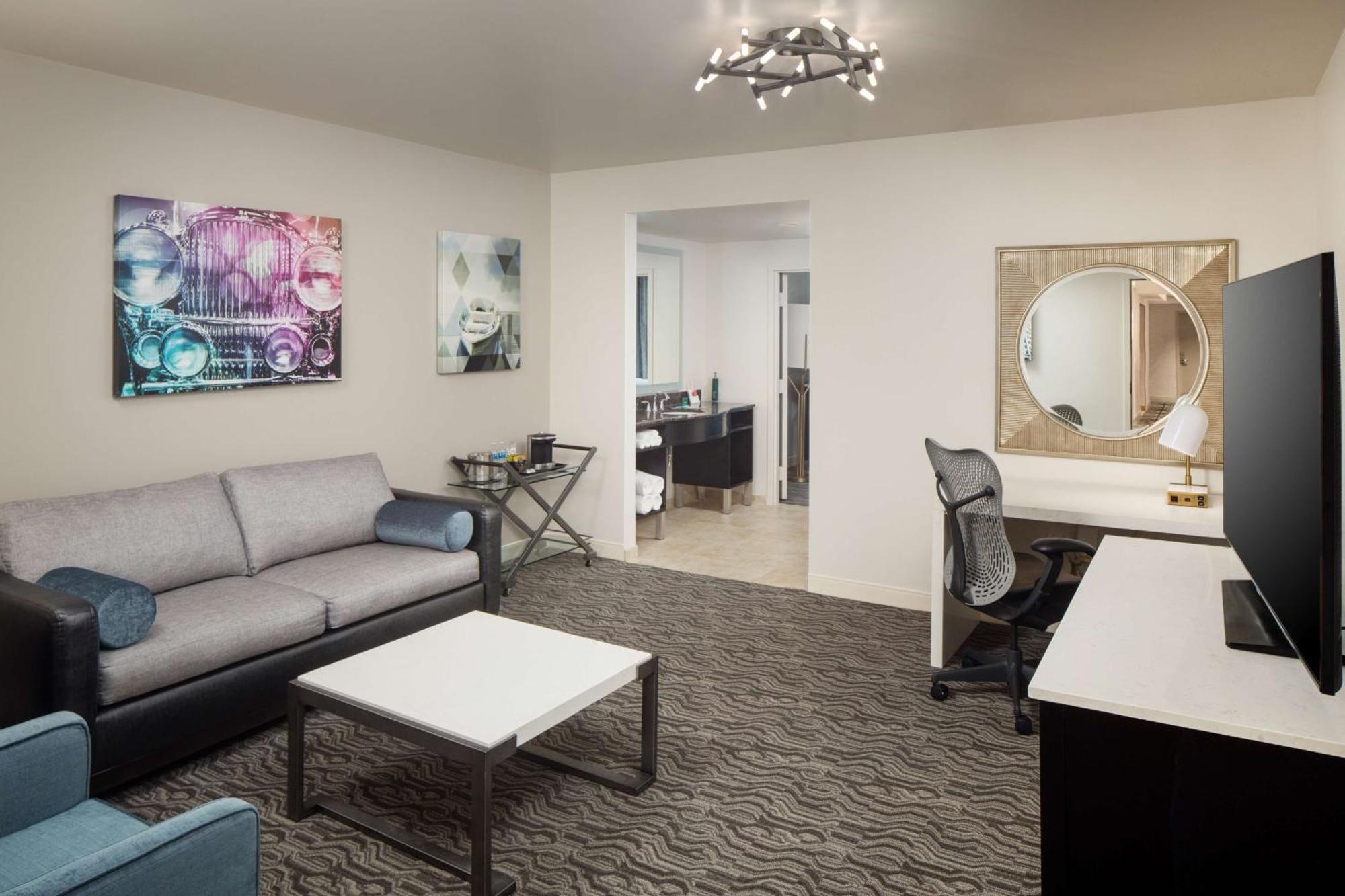 Suite met 1 Slaapkamer, een Queensize Bed en een Slaapbank