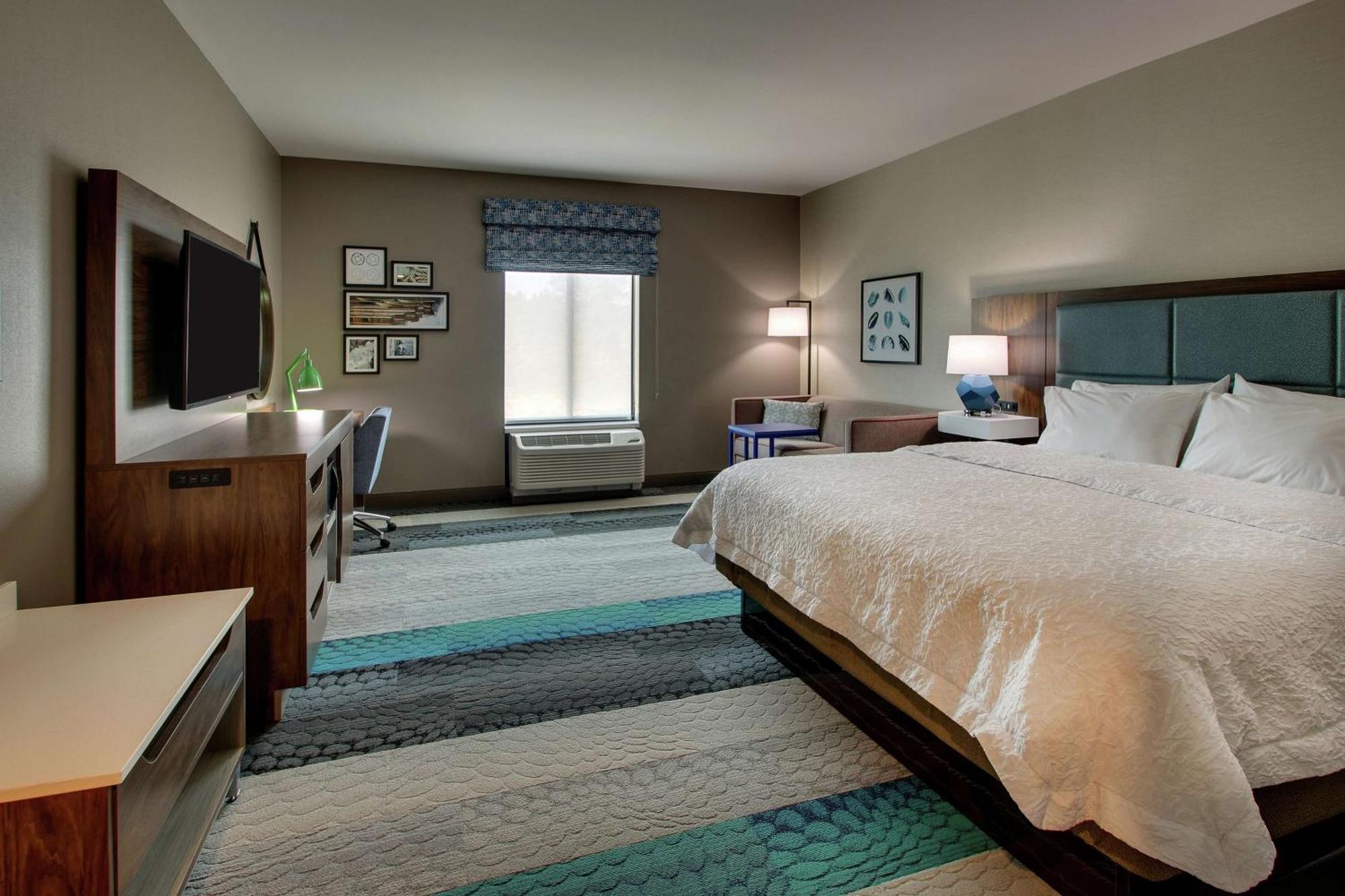 King Room with Sofa Bed