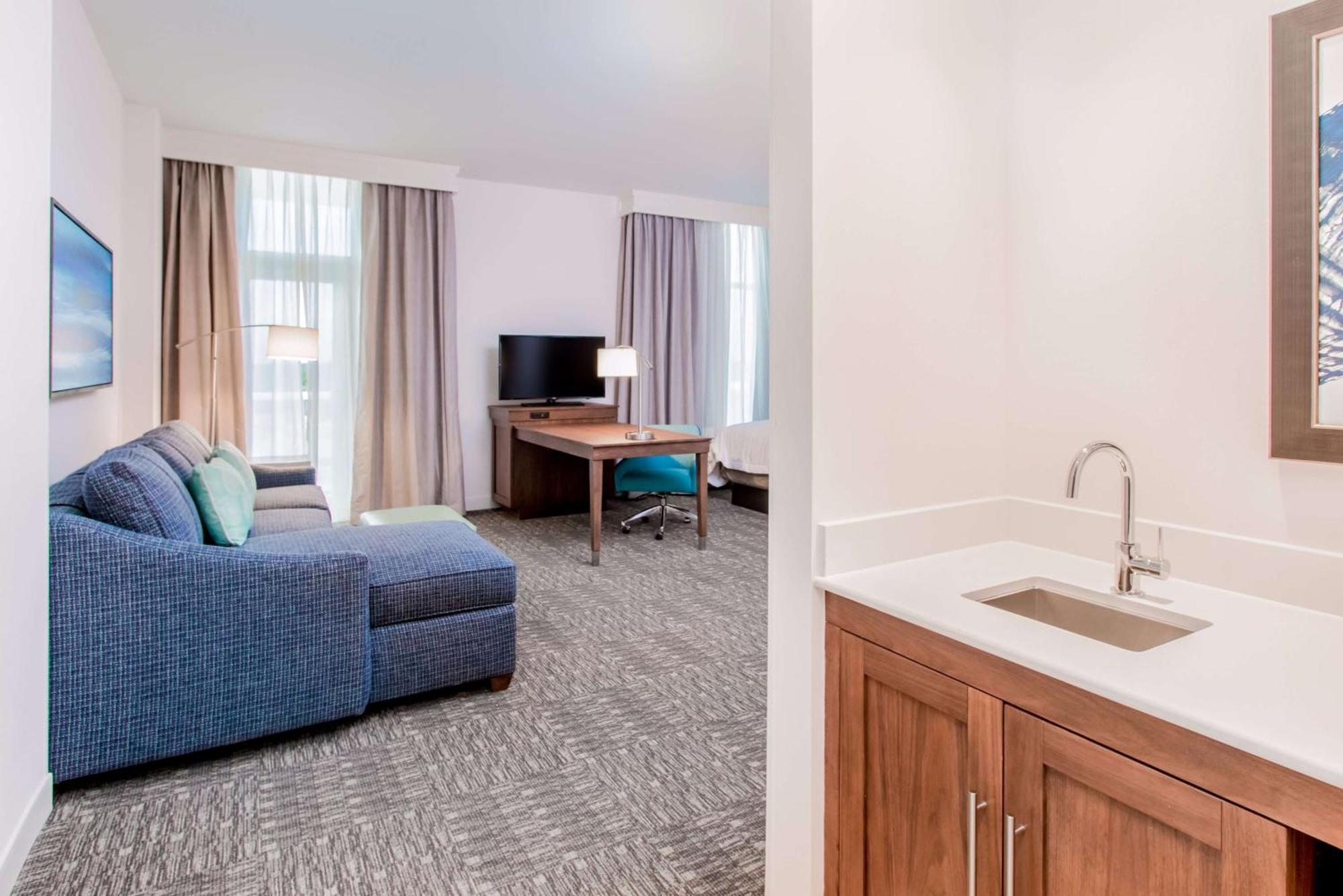 Queen Studio Suite with Roll-in Shower and Two Queen Beds - Mobility Accessible - Non-Smoking