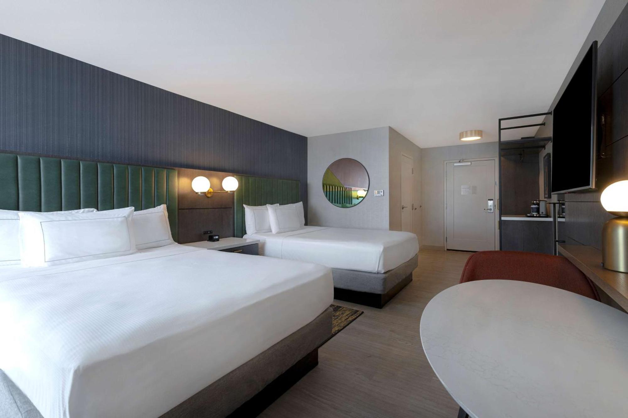 Queen Room with Two Queen Beds - Hearing Access