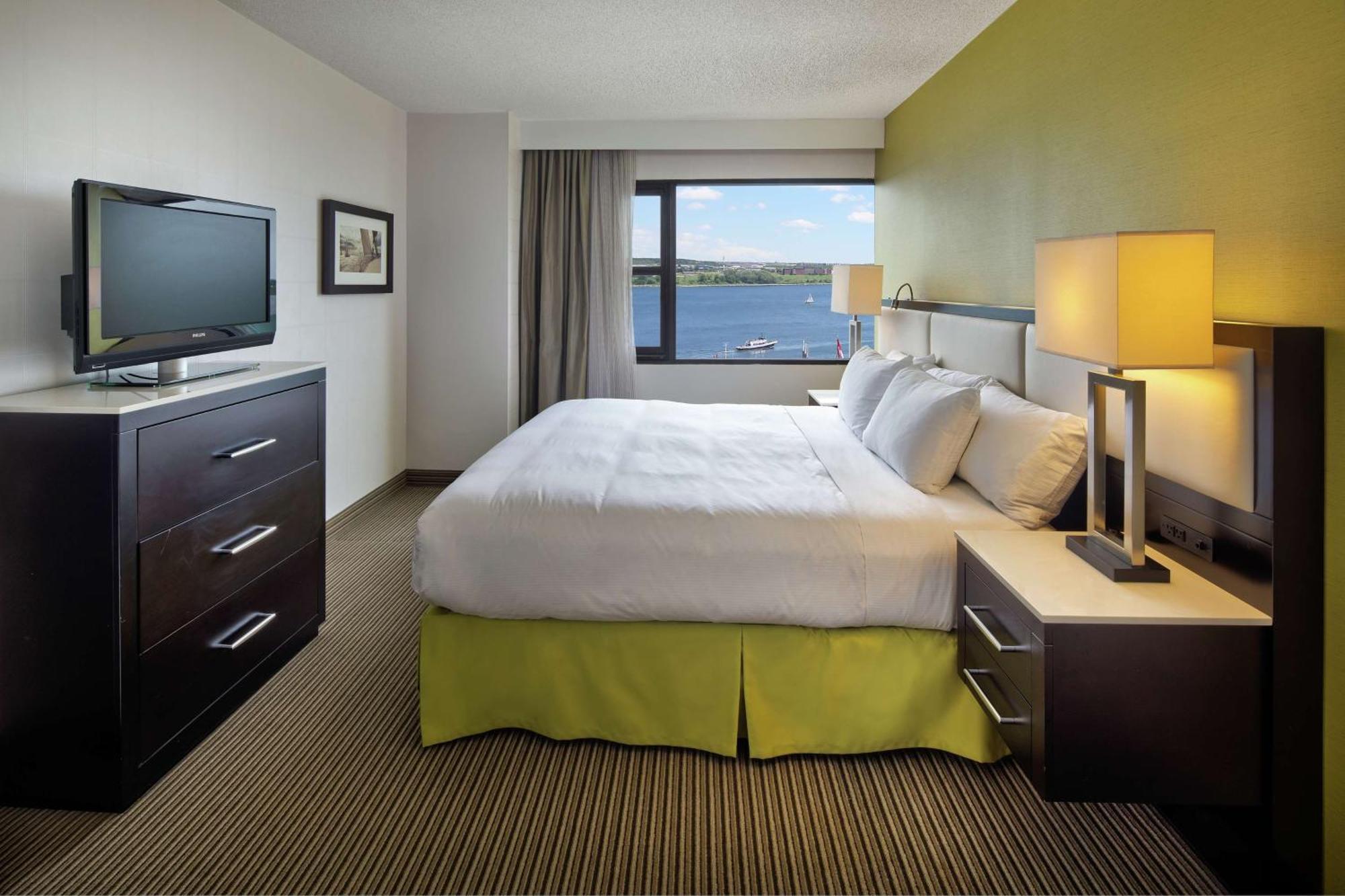 Quarto com Cama King-size