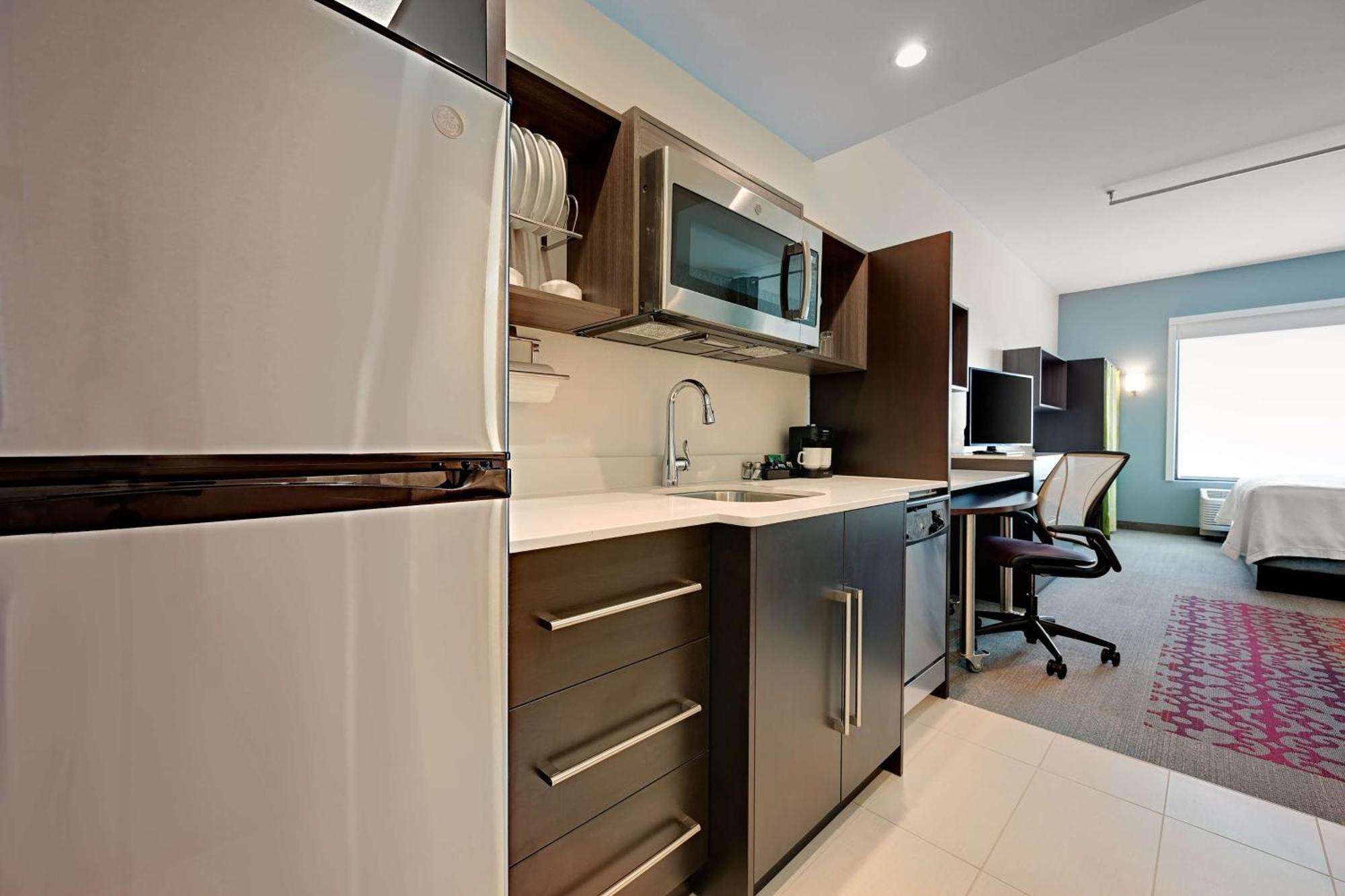 King Studio Suite Non-Smoking