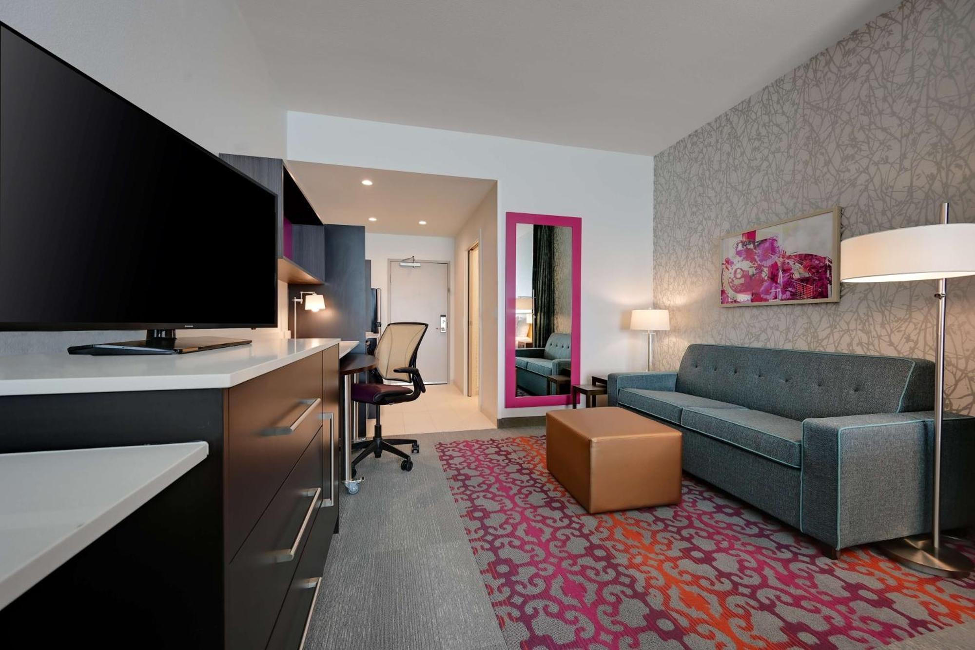 King Studio Suite Non-Smoking