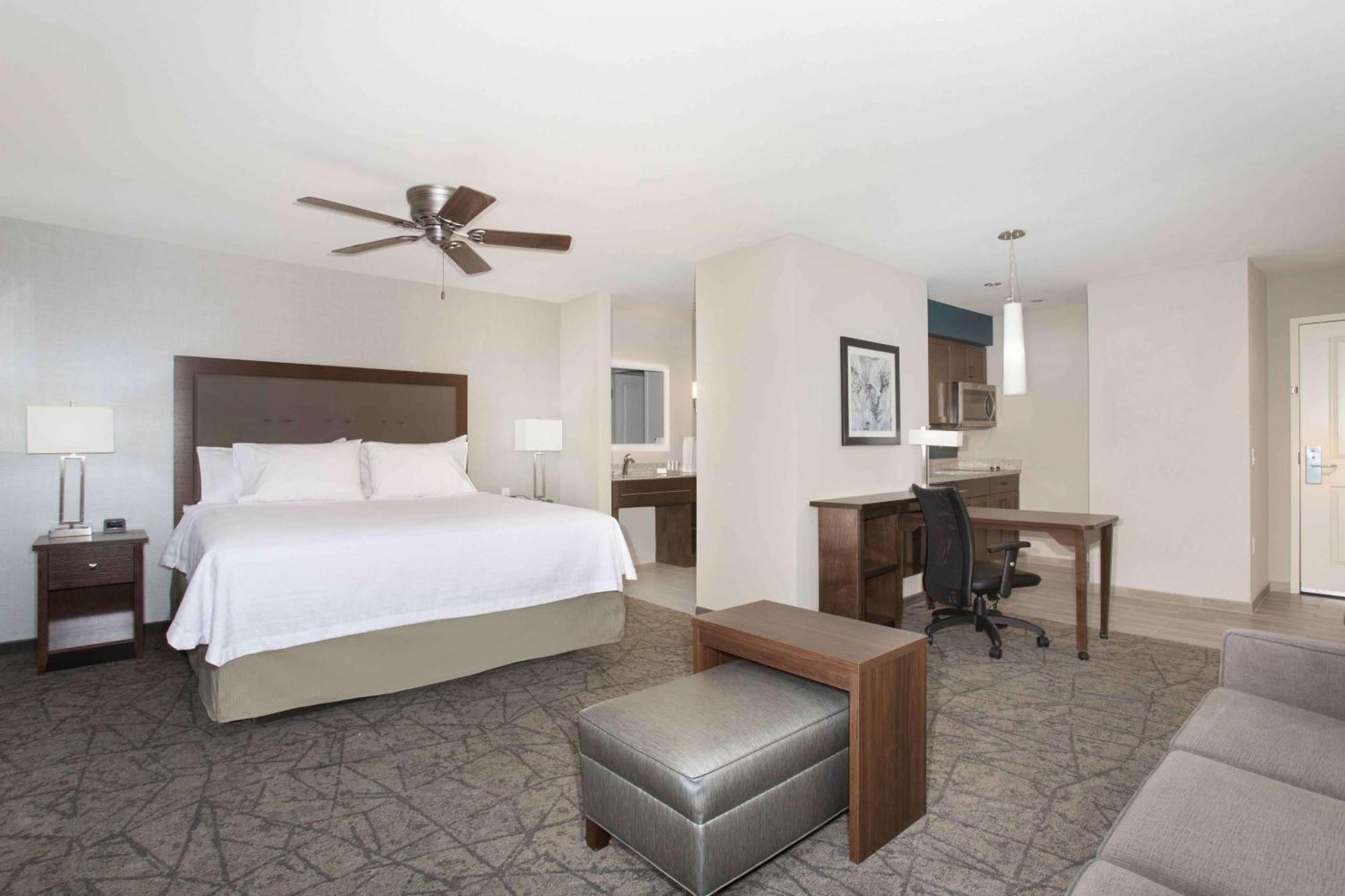 Suite Deluxe con cama extragrande para no fumadores