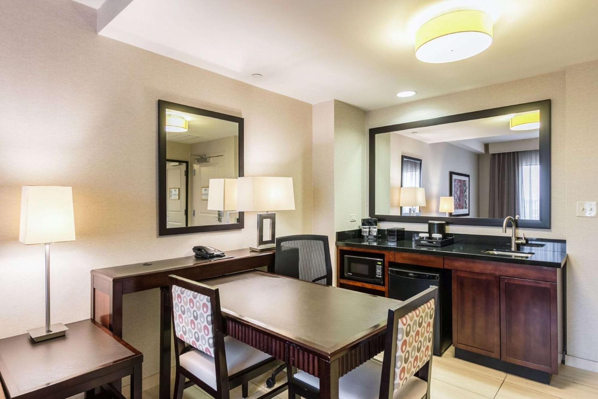 Double Suite