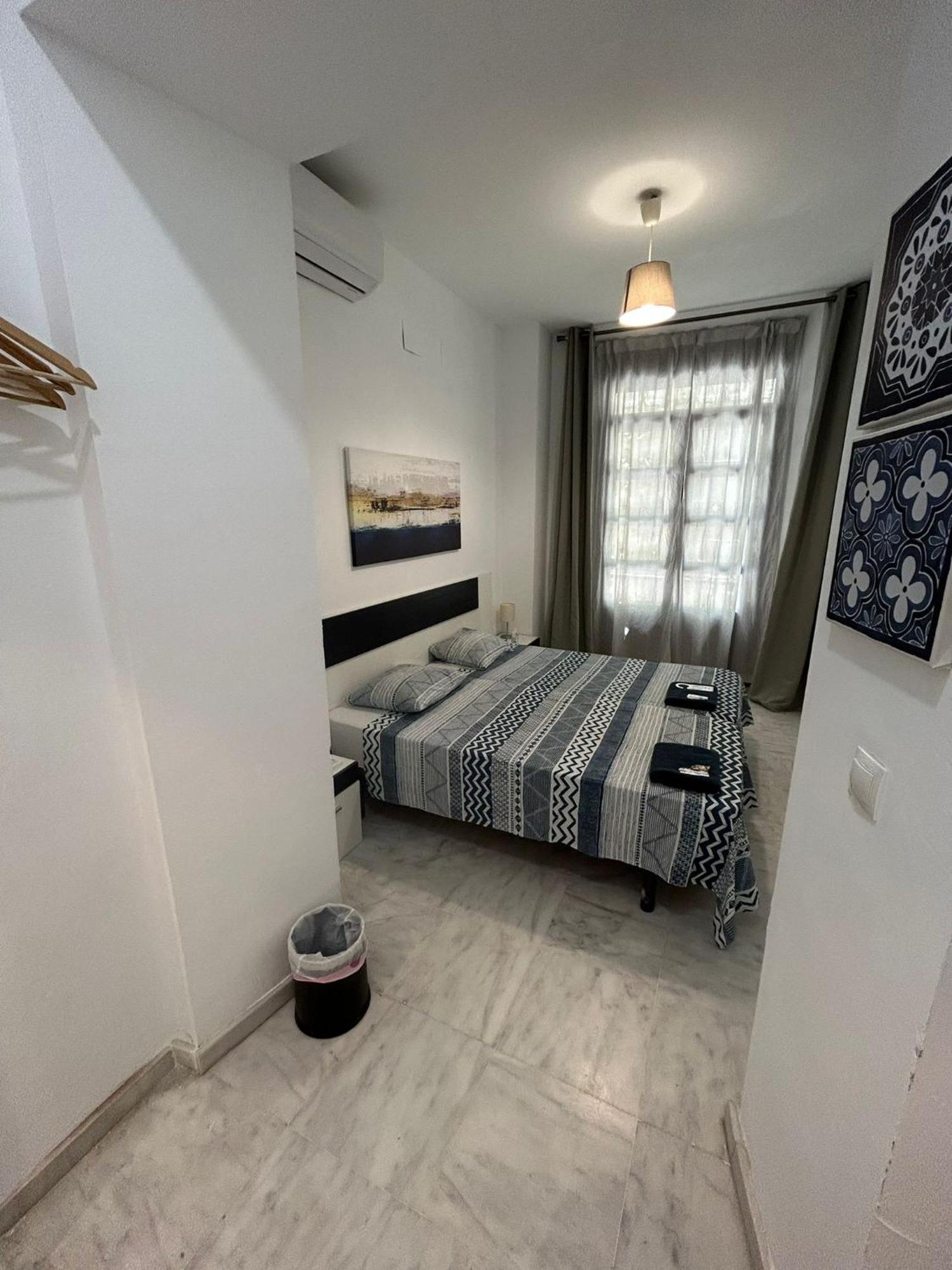 Chambre Lits Jumeaux avec Salle de Bains Privative
