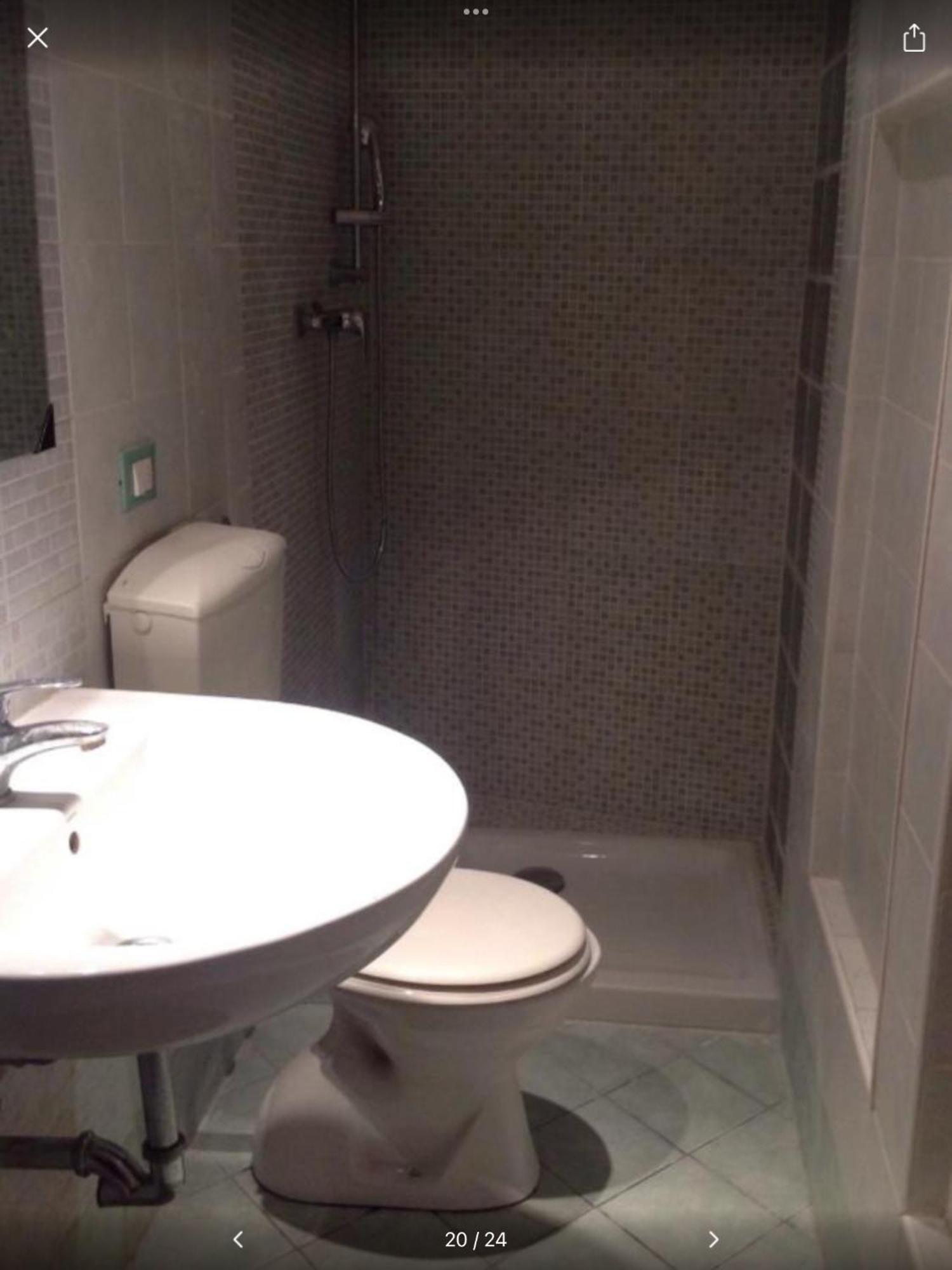 Triple Room Private Bathroom