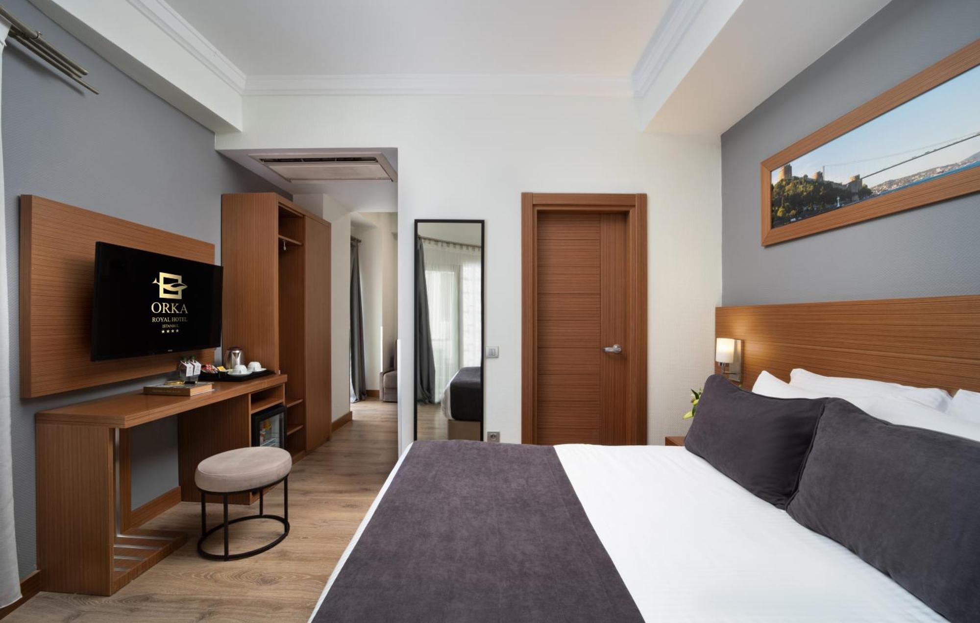 Standard Adjoining Room 2 Rooms Access to Spa