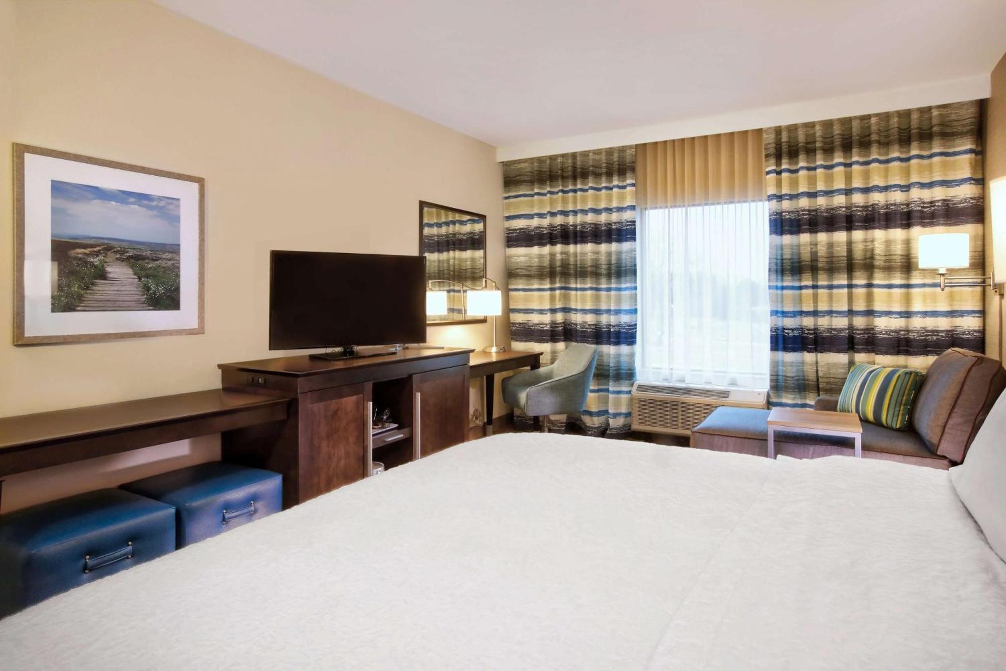 King Room - Non-Smoking