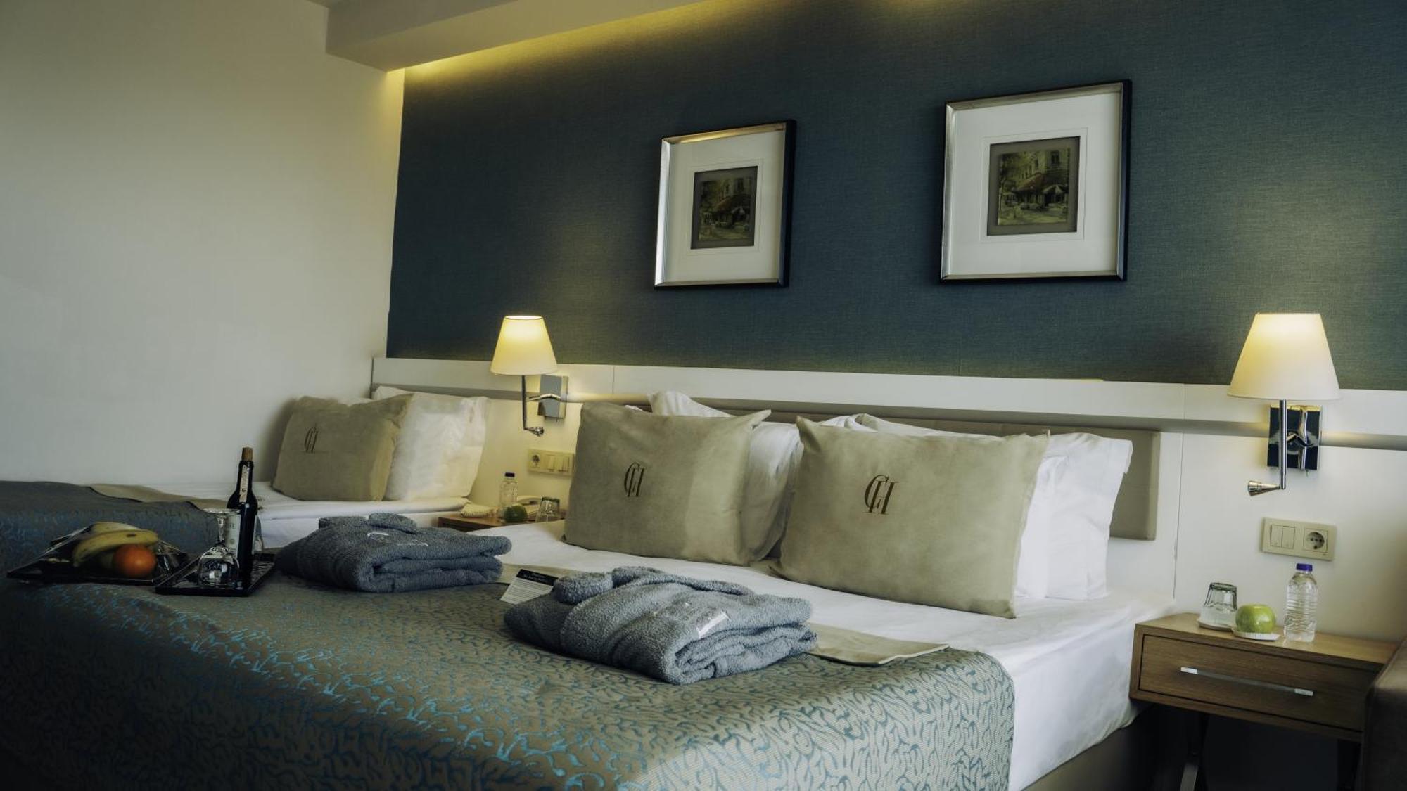 Standard Double Room,1552037698:JPEG