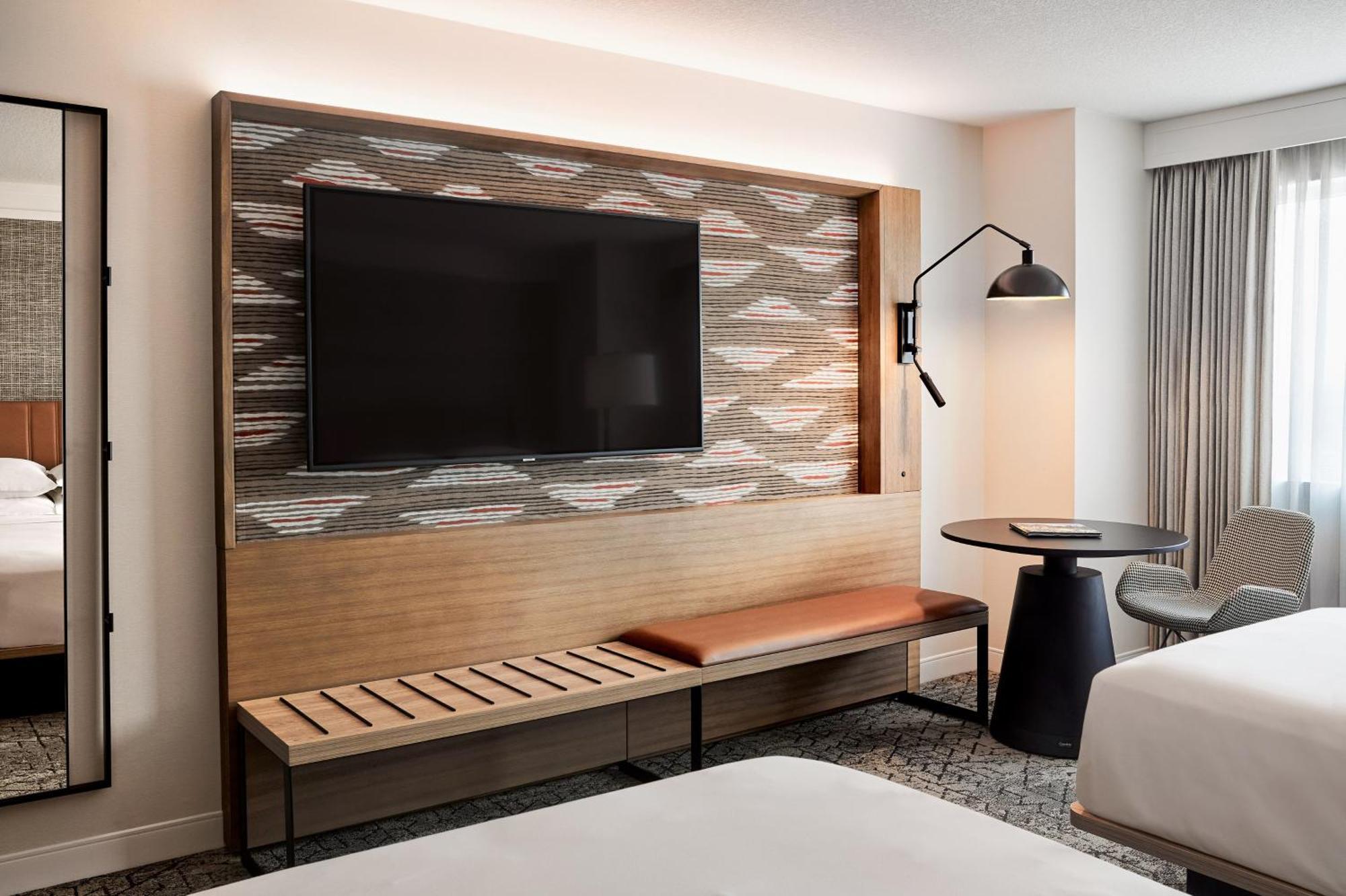 One-Bedroom Executive Suite Two Double Beds