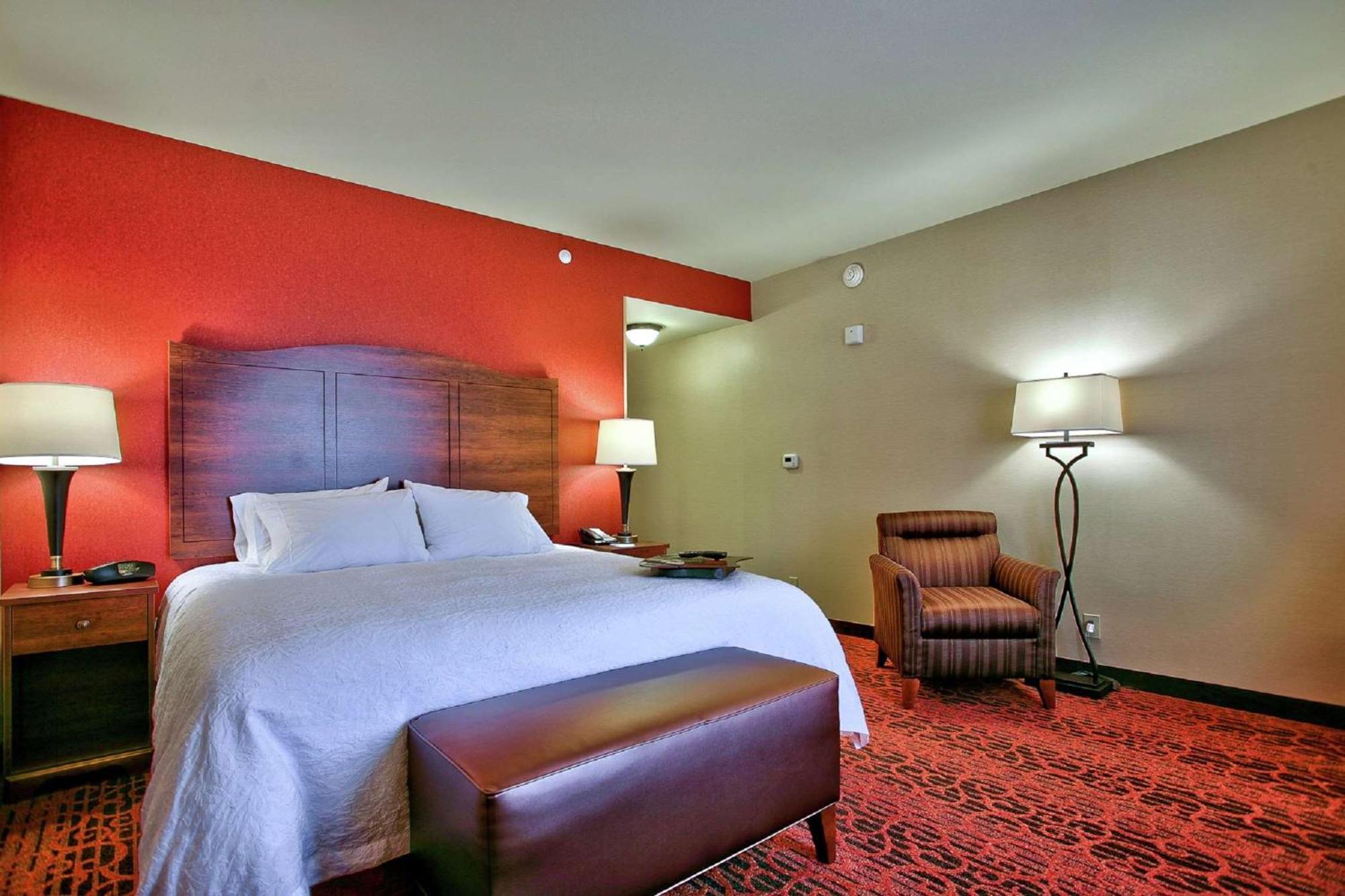 King Room with Sofa Bed - Non-Smoking